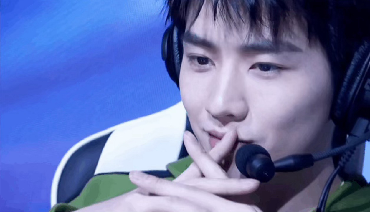 无畏任豪双A合拍来场电竞吧 