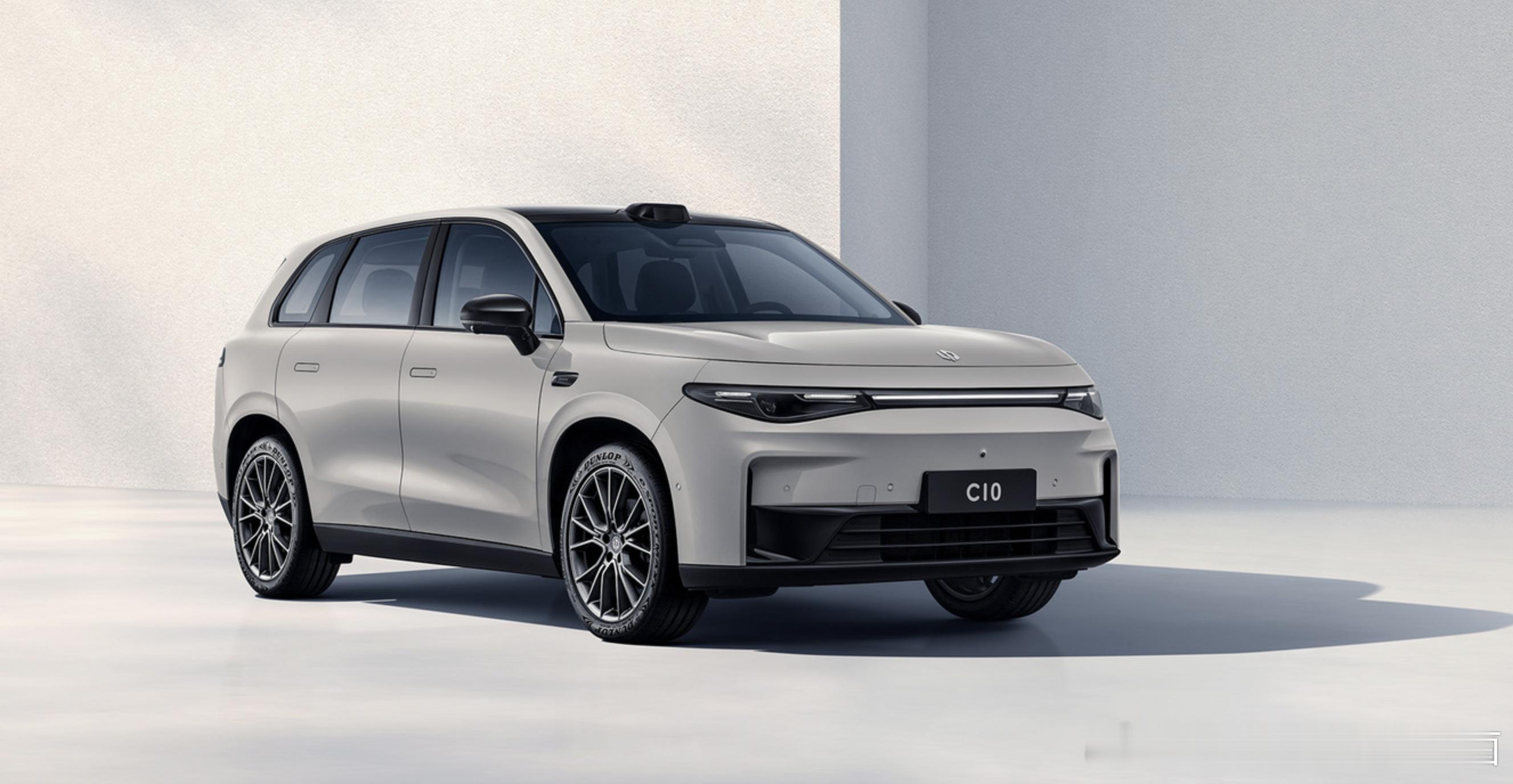 #这是你要的潮车吗# 零跑C10预售，纯电动车型预售价15.58万-18.58万