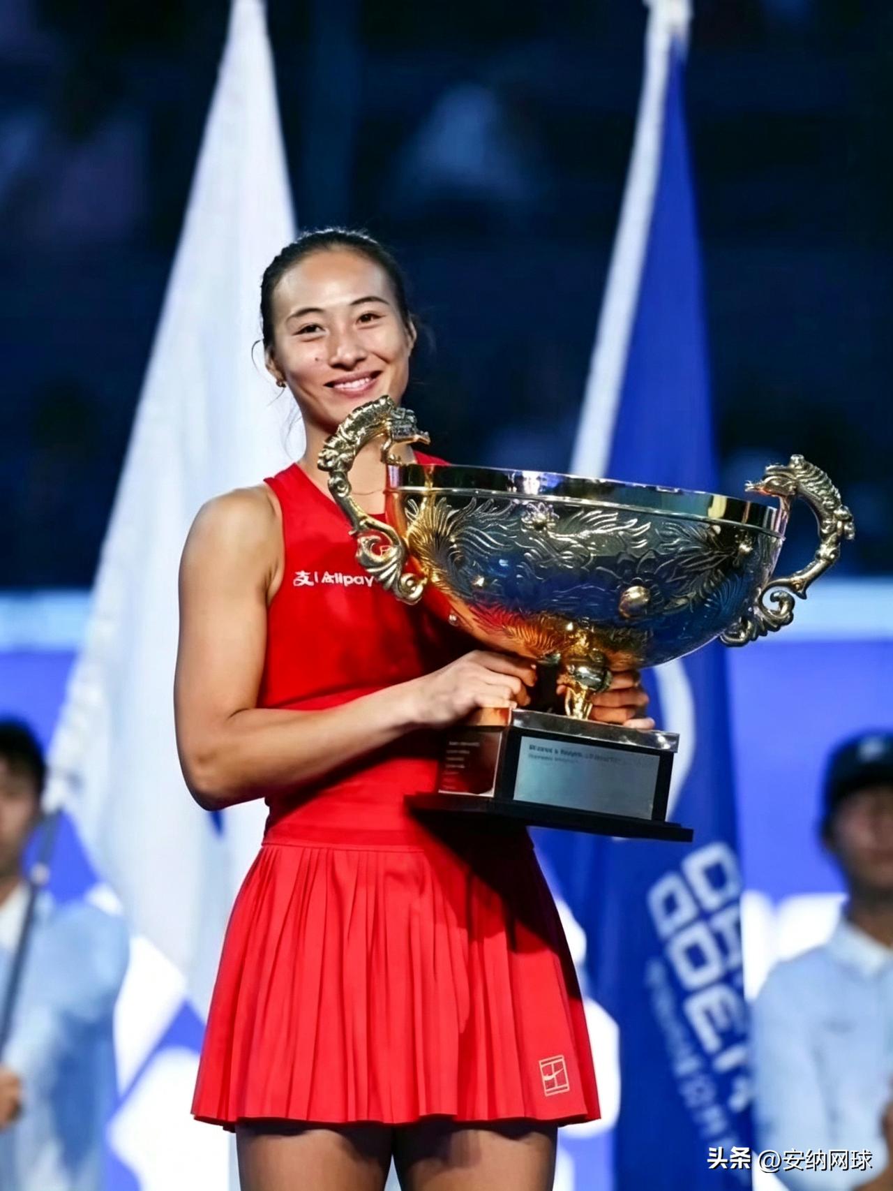 香港WTA250赛事官宣：郑钦文因伤退赛。

2026，跌宕起伏的一个赛季，排名
