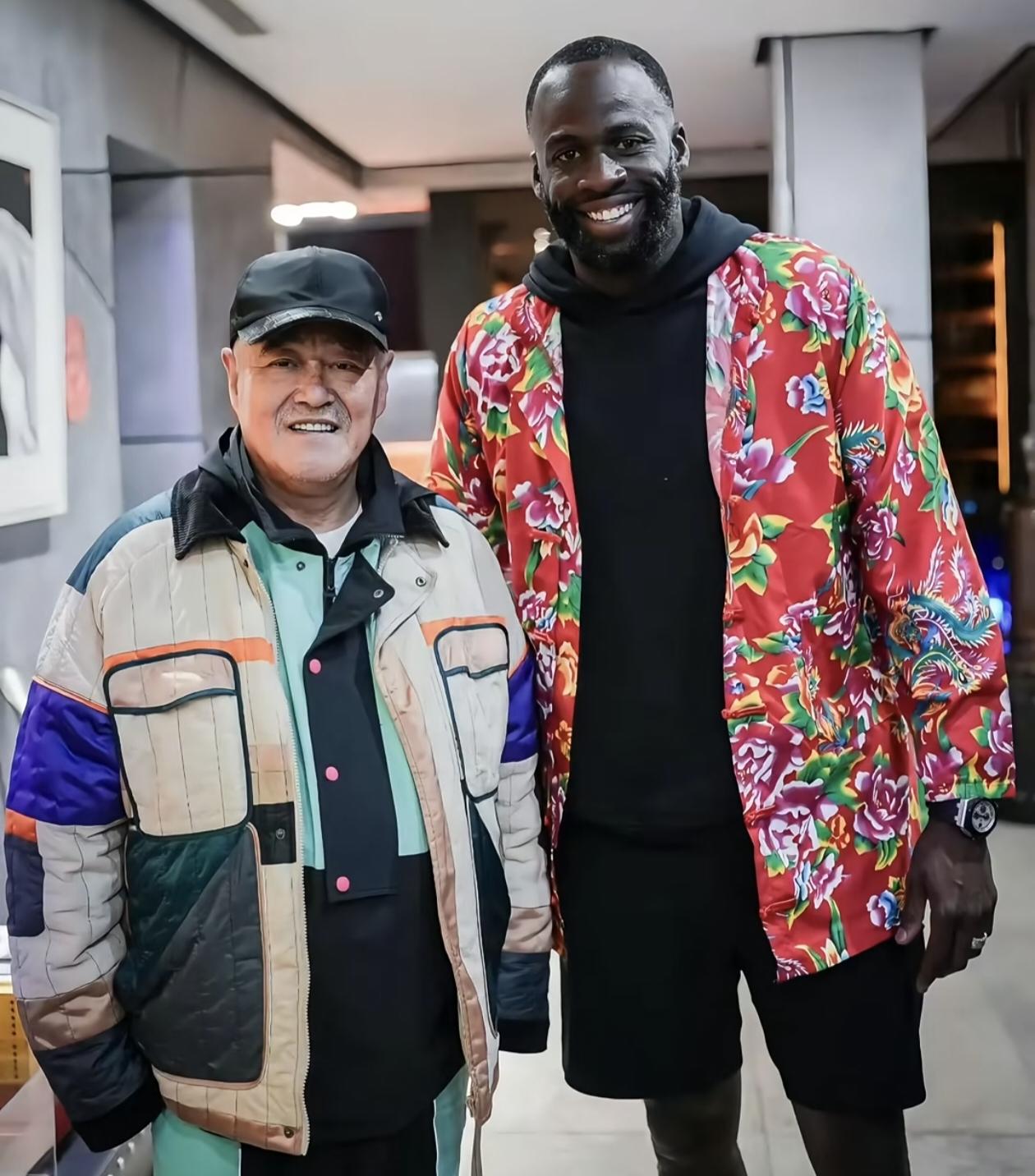 情商高！追梦格林竟然能和赵本山玩到一起！

NBA球星追梦格林的本次中国行没有丝