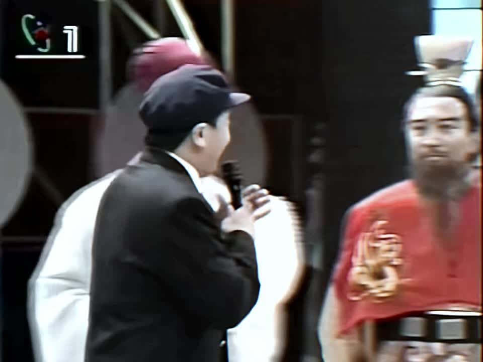 感觉主持人再多说两句就要被拖出去斩了      分享一些鲍国安老师拍摄...