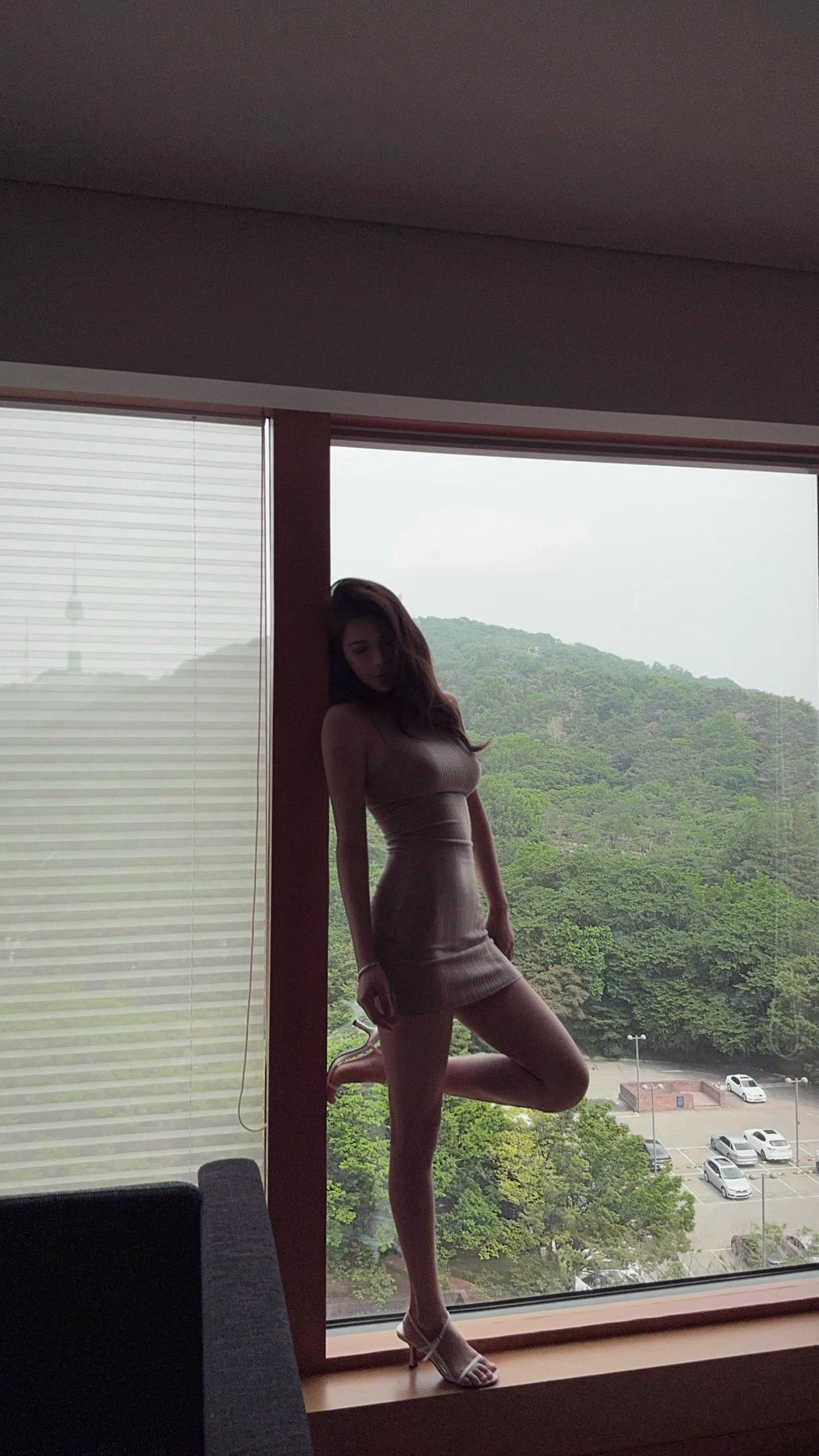 show me