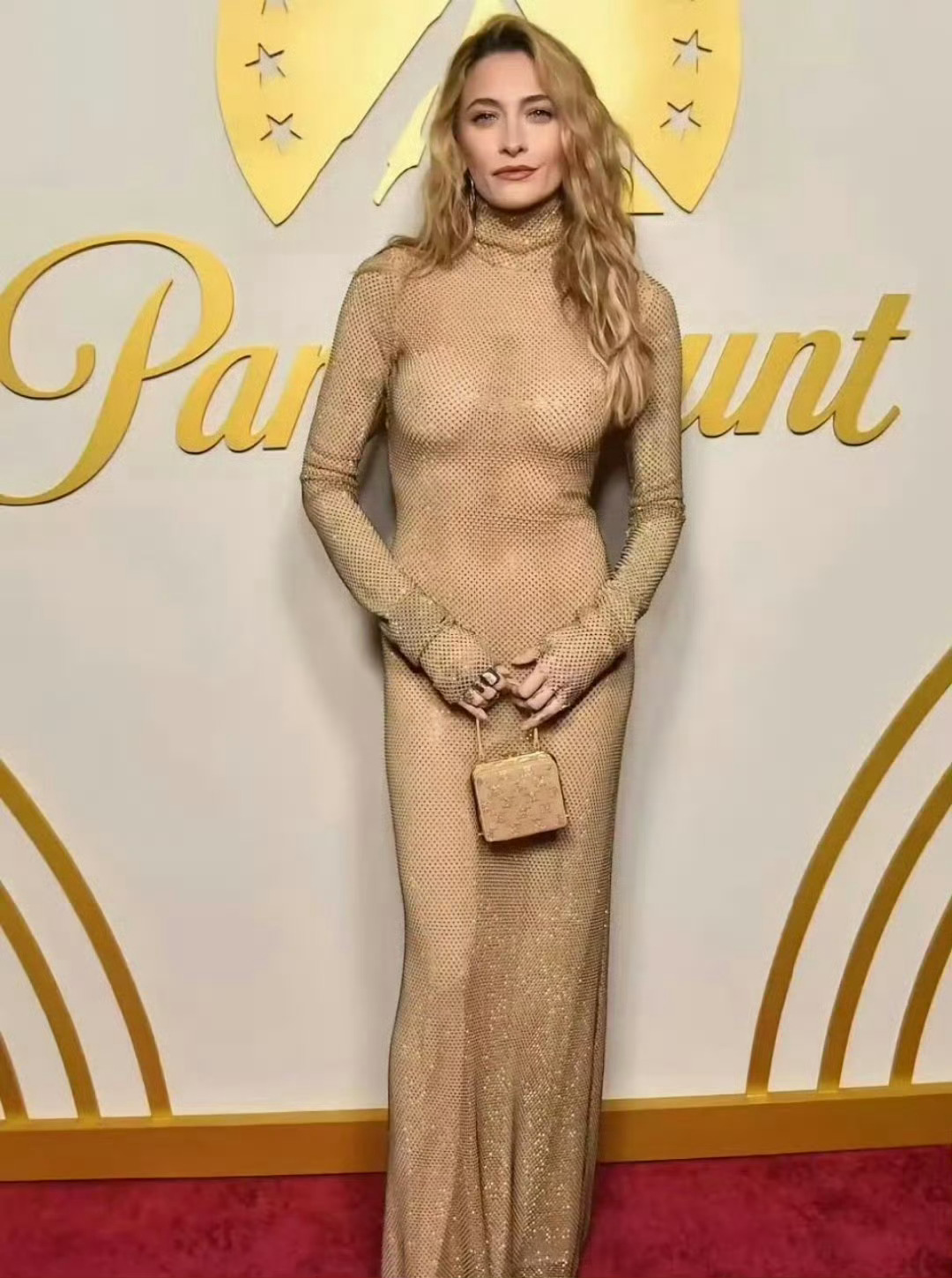 迈克尔·杰克逊的女儿已经长大成人，网友惊呼“天王基因“果然强大！ 