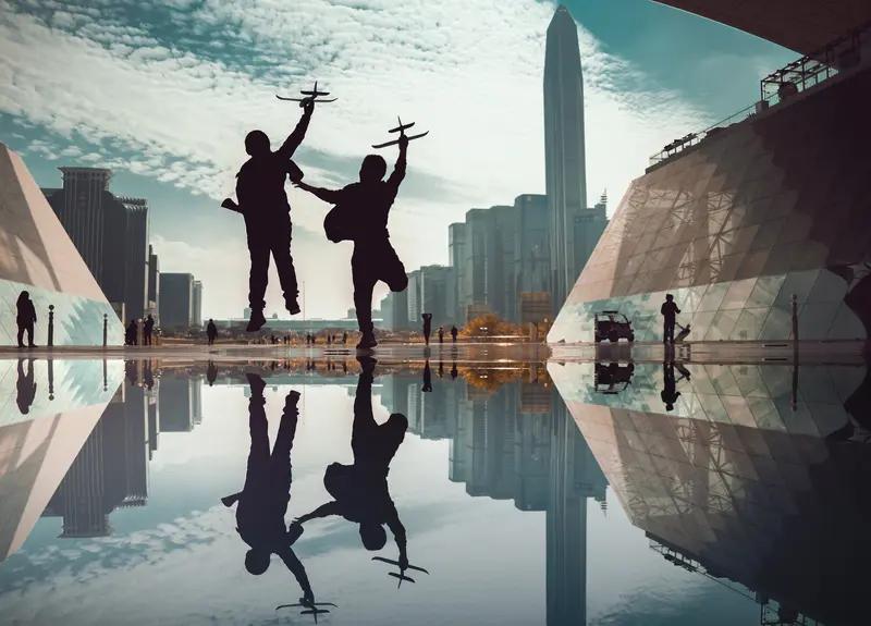 “除非你去挑战自己尚未掌握的东西，否则你永远无法成长”，深以为然。马云也说过，不