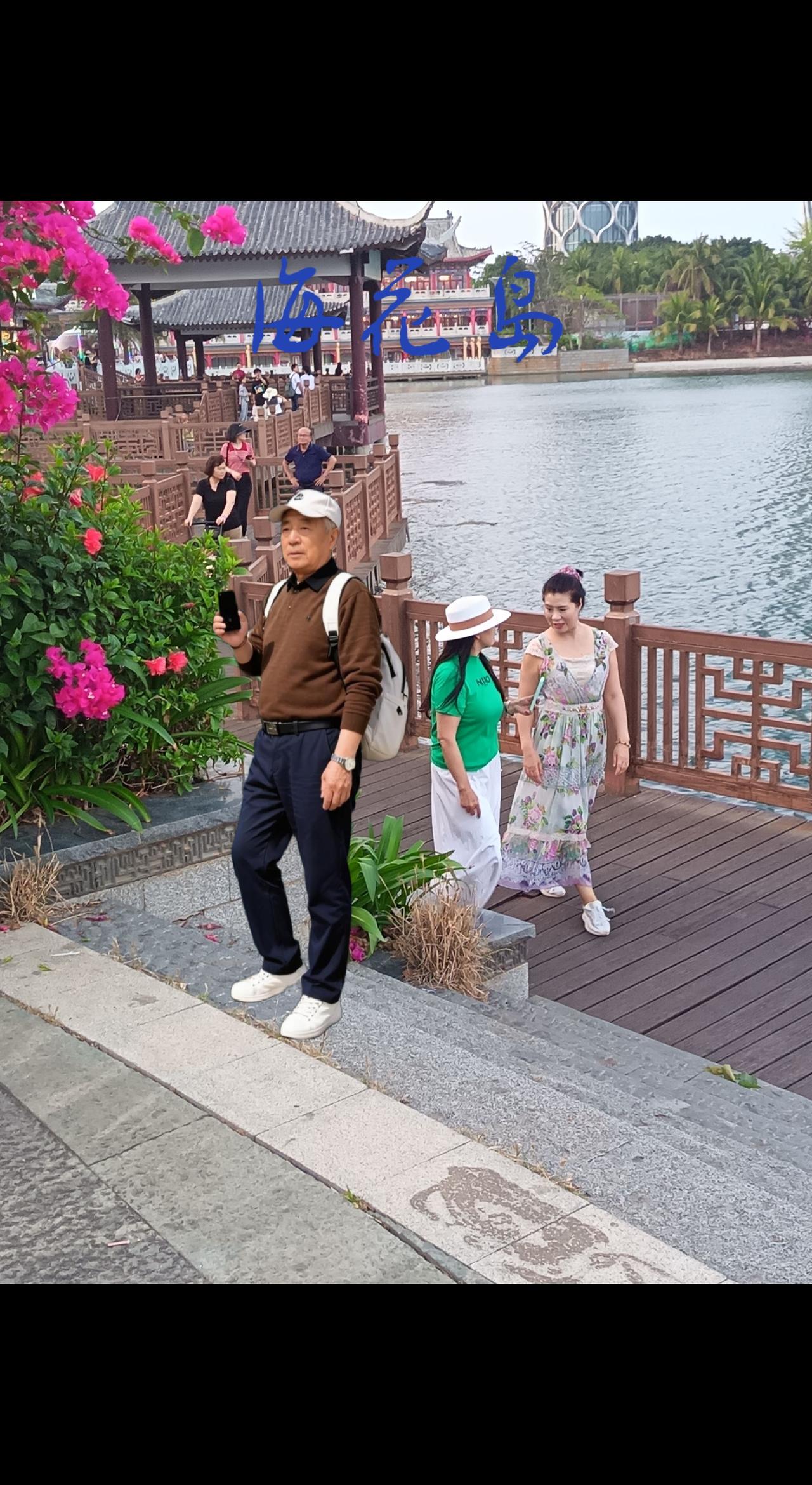 一首，草莓经典歌曲，献给大家一一