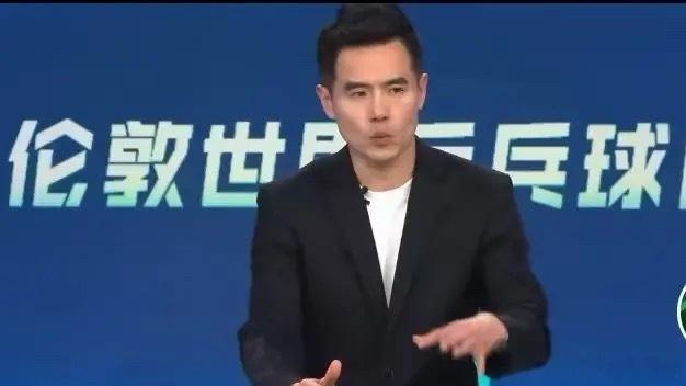 刘国正谈国乒男团两连败 伦敦世乒赛国乒男团接连不敌韩国、瑞典遭遇两连败。刘国正赛