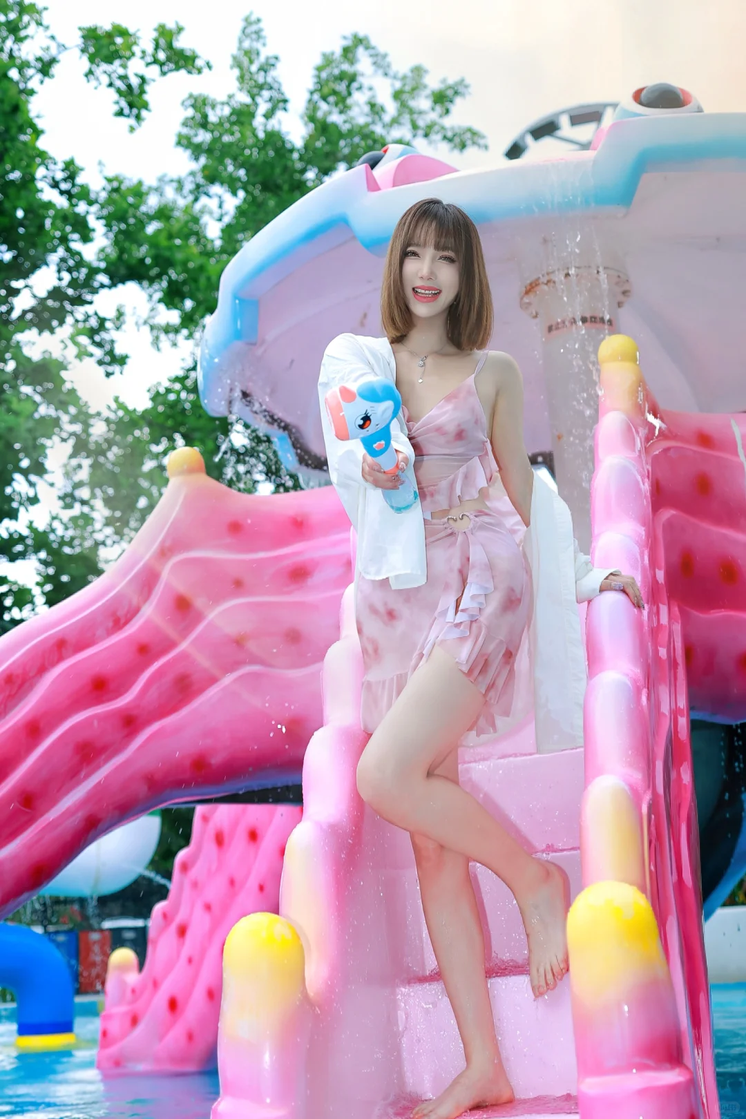 我说，夏天就是要去水上乐园！