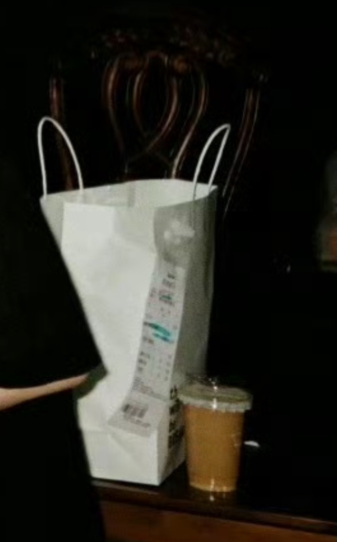 吃香菜不吃榴莲之人终于又多了一个和单依纯吃到一桌的途径