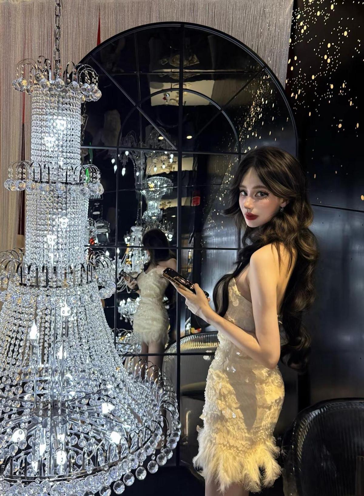 金牛座不将就，不是固执，是知道自己的价码。
辣妹穿搭不是为谁看，是自己爽。
少女