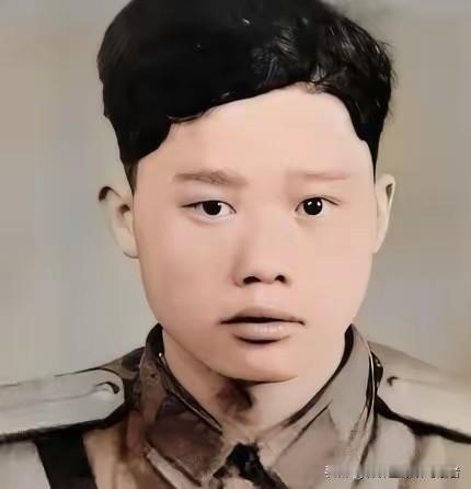 1951年1月28日，志愿军战士潘天炎因为生理需要去附近的草丛解决，回来后却意外