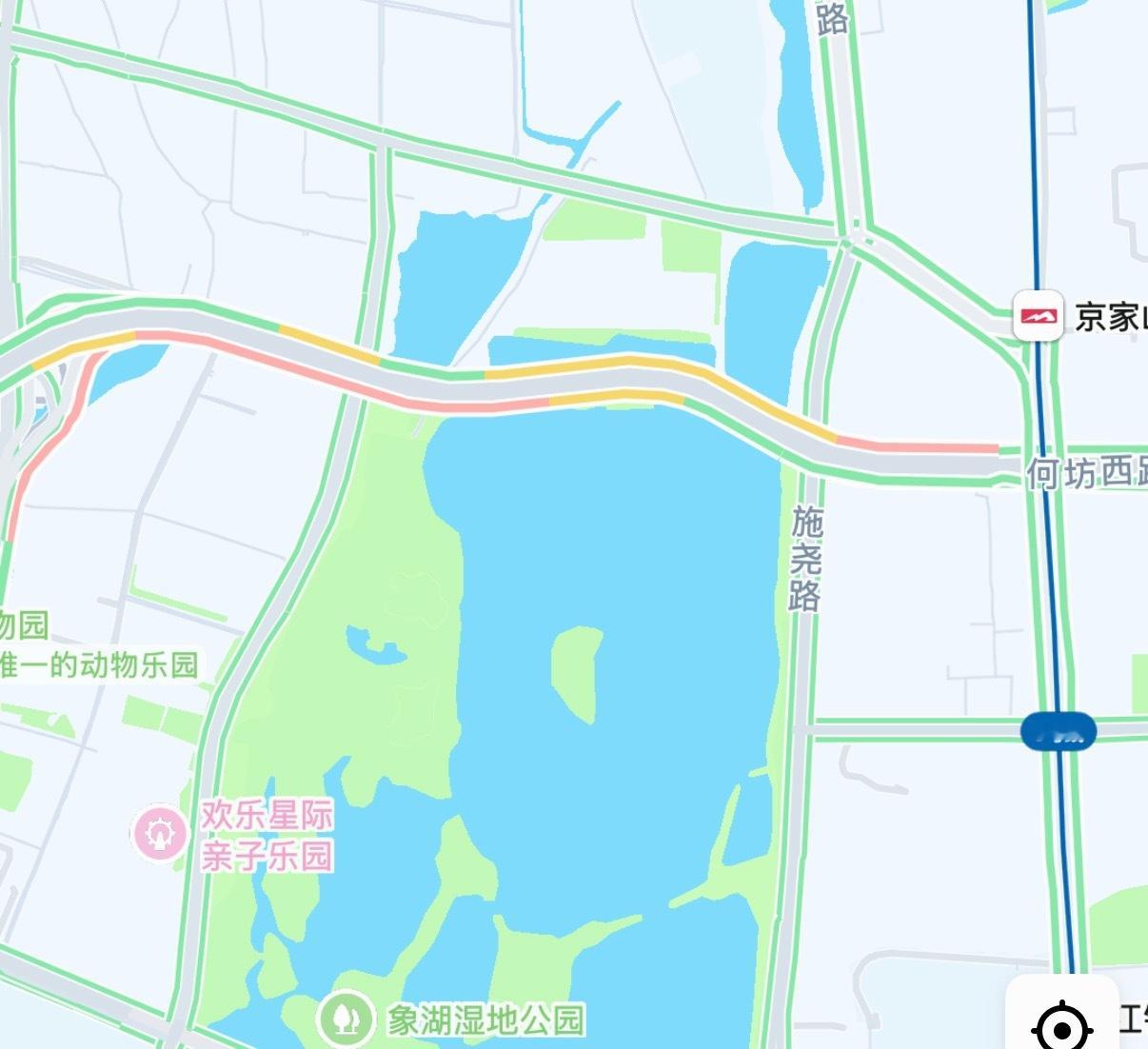 被靠出了人形的北京地铁今天五一，城市有地铁，乘坐的人应该很多吧！尤其是热门景区，