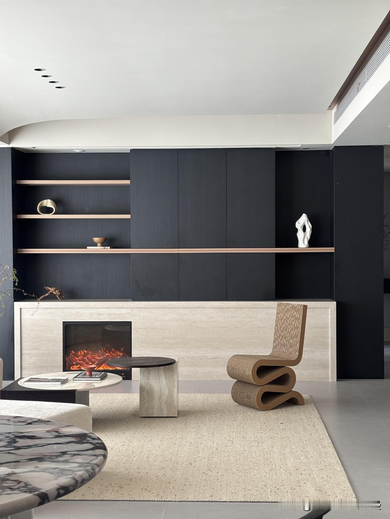 终于拍毕业照了！又一个毫无抵抗力的家🏠