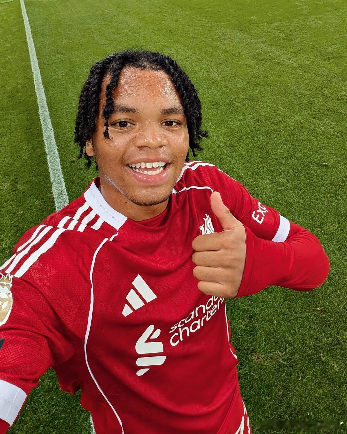 莱因克尔评价恩古莫哈：他敢于突破，毫不畏惧。波罗完全猜不透他的变向意图，接着他又