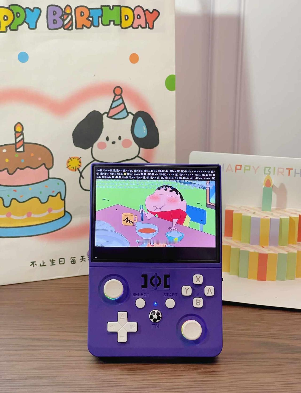 绝了！生日收到能玩游戏还能刷B站的掌机🎮
生日拆到这台掌机的时候，我第一反应就