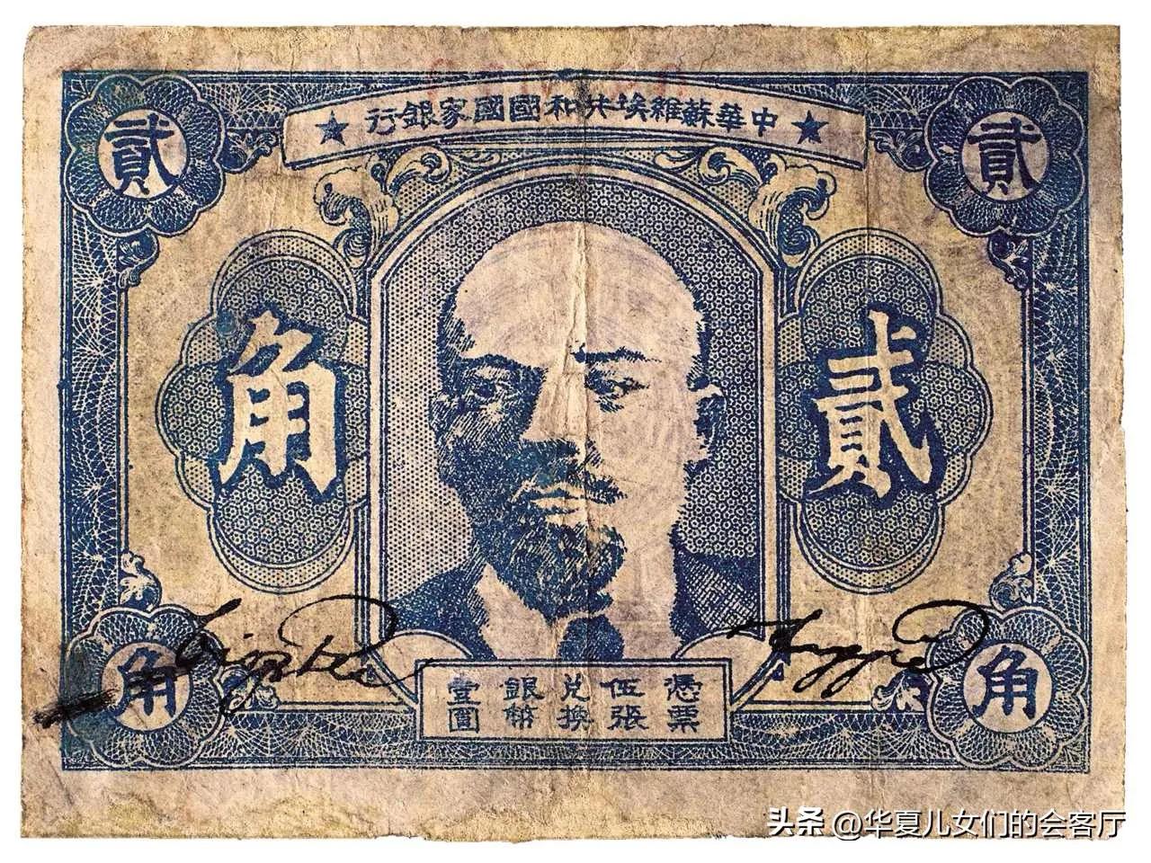 又刷到一个公知说苏联人吃不上白面，只能啃黑面包的视频。
你要说这在斯大林时候，甚