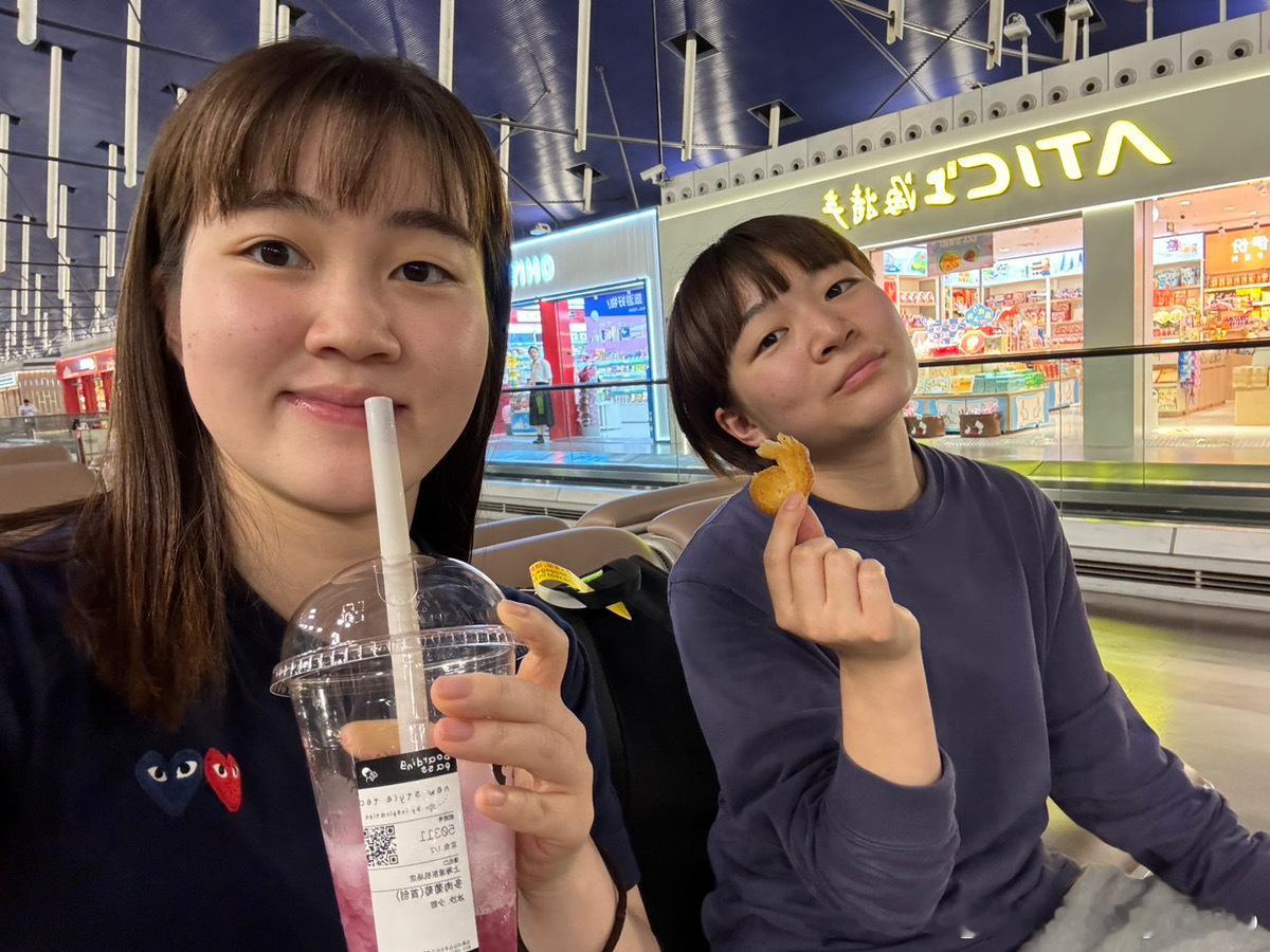 日本涂料俱乐部：请求拍一张春天的照片，结果收到的是「我和🌸(樱)」，大藤选手发