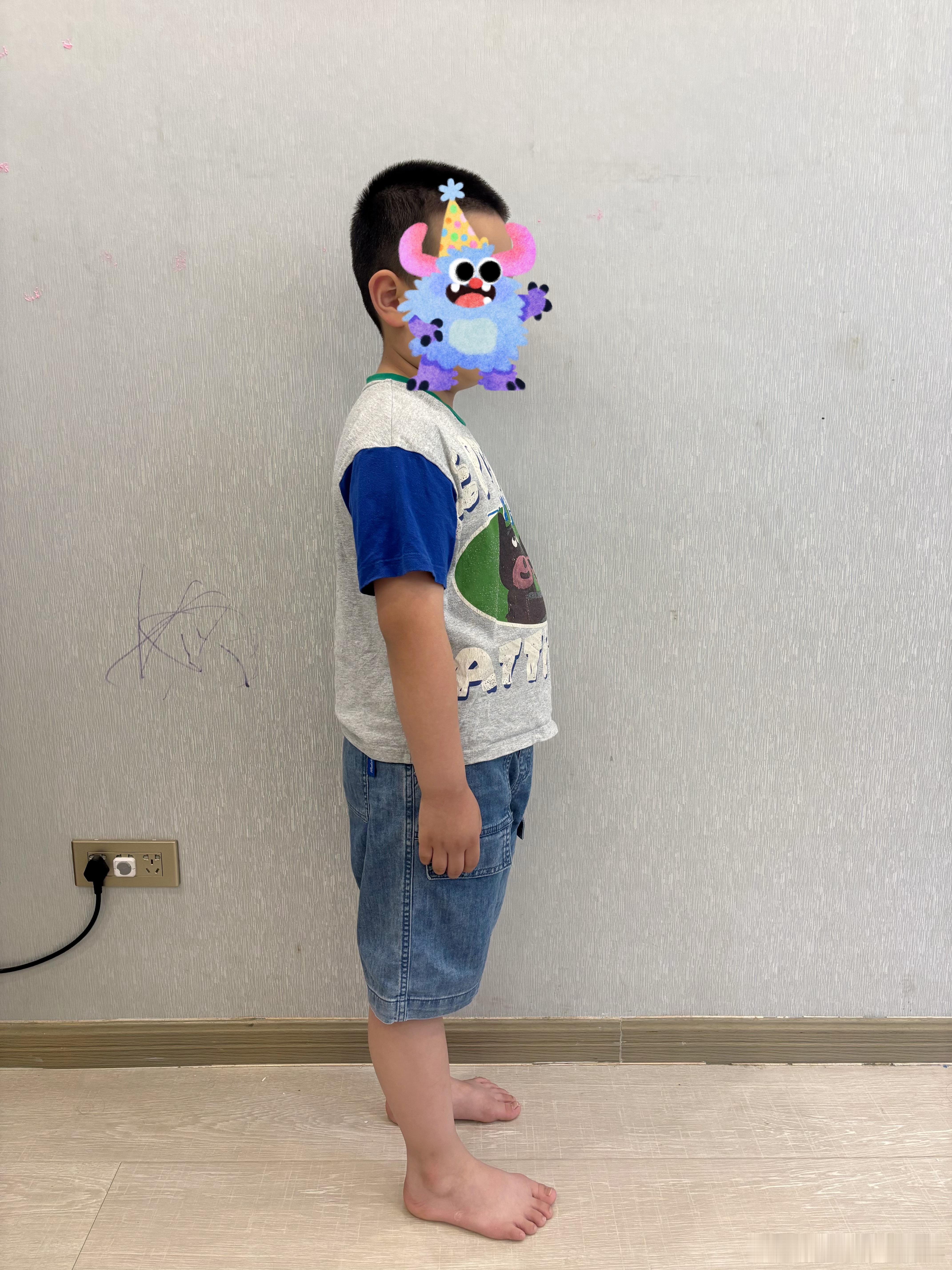 放暑假了马上就要步入小学了准备开始为期一个月的减肥期身高：130 /体重：68斤