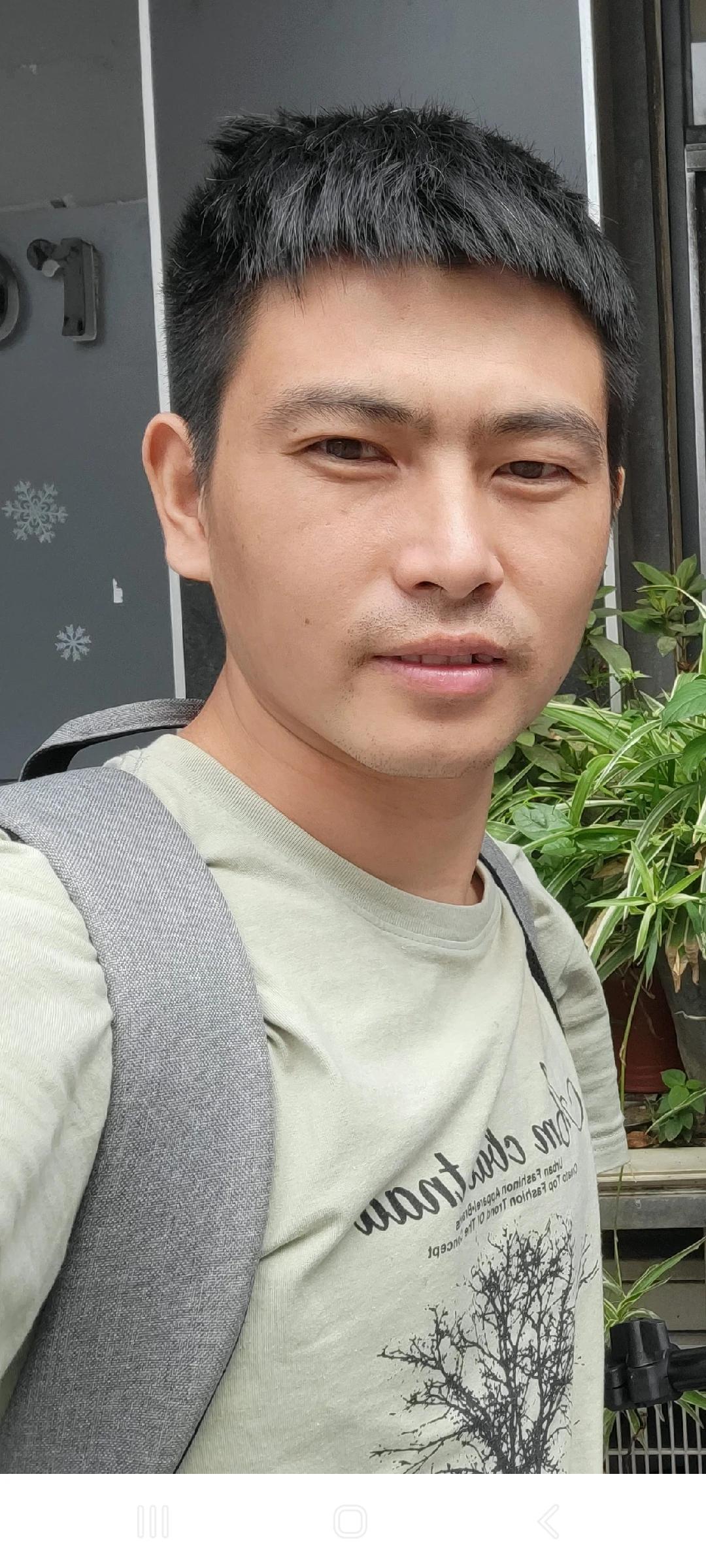 抱歉了，我在成都找很长时间的工作，没有找到合适的，想来想去我决定离开成都了，离开