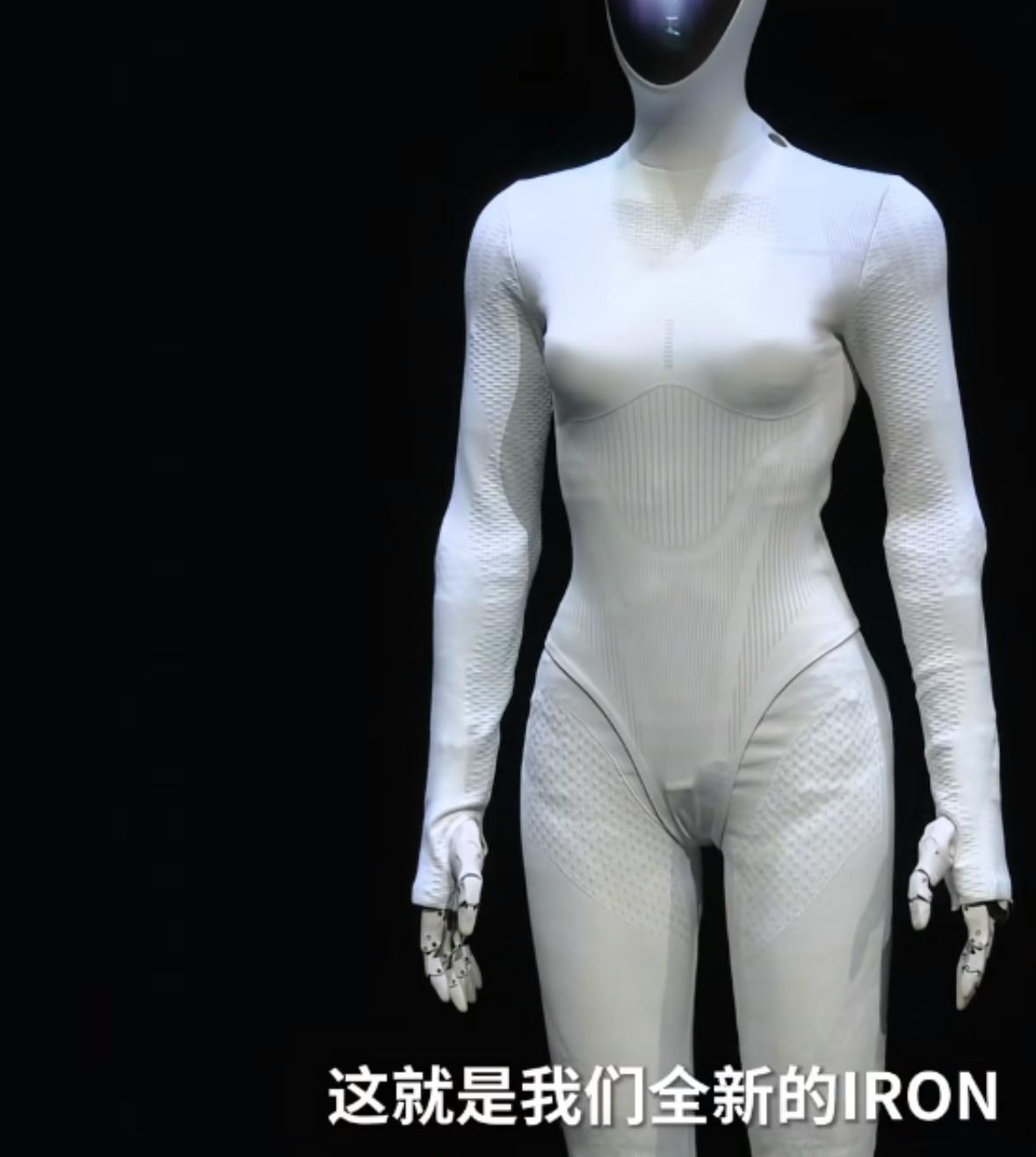 小鹏真的好牛啊。这个机器人我反反复复看了不下十遍，真的好像真人，到底是谁给大师兄