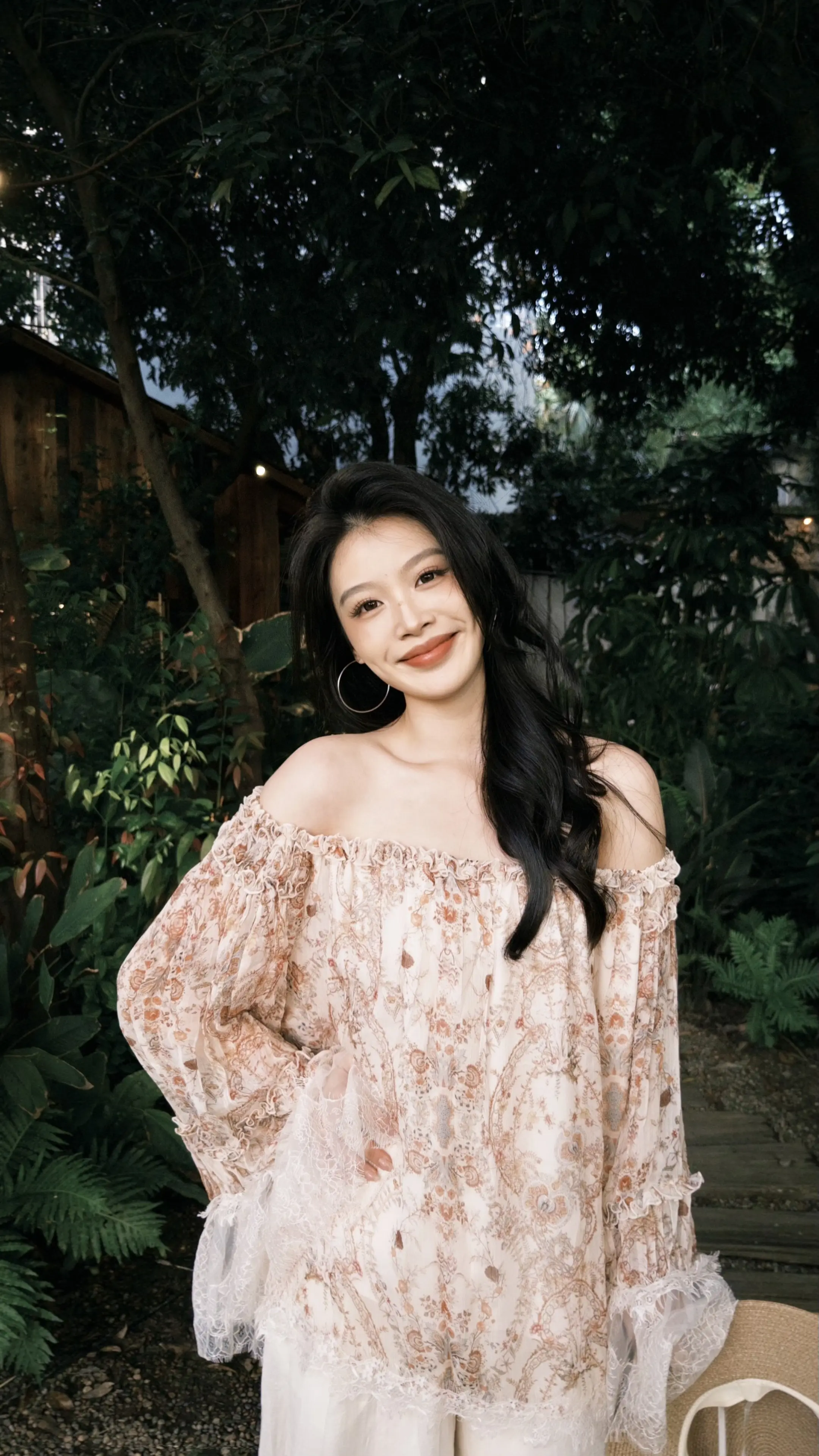 你美目如当年 流转我心间。