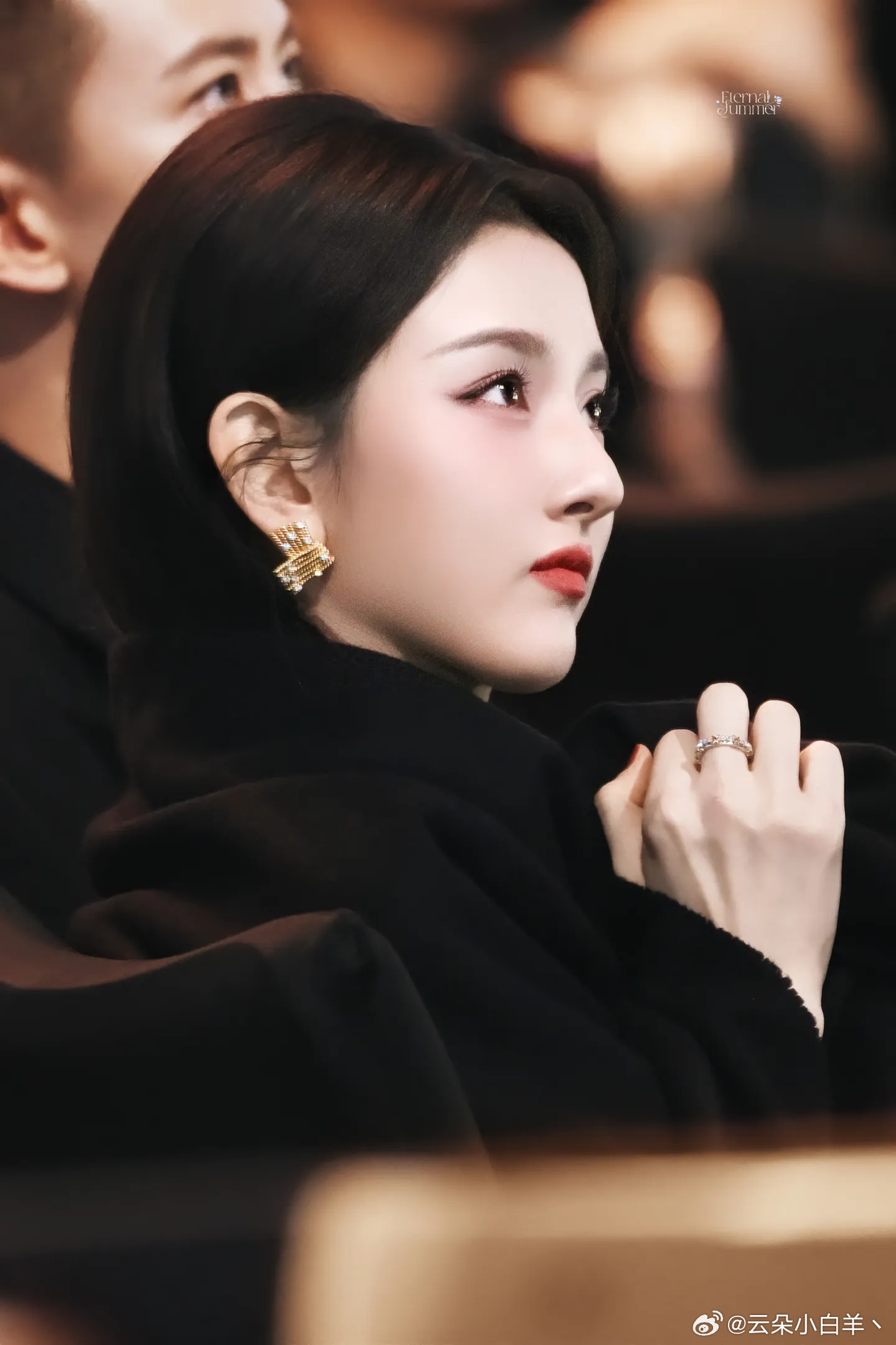 宋祖儿 妈妈级别的。宋祖儿 爱奇艺尖叫之夜 