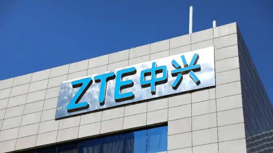 你注意没？这次中兴的态度，很不一样。
以前被卡脖子，只能低头认罚；
但现在时代变