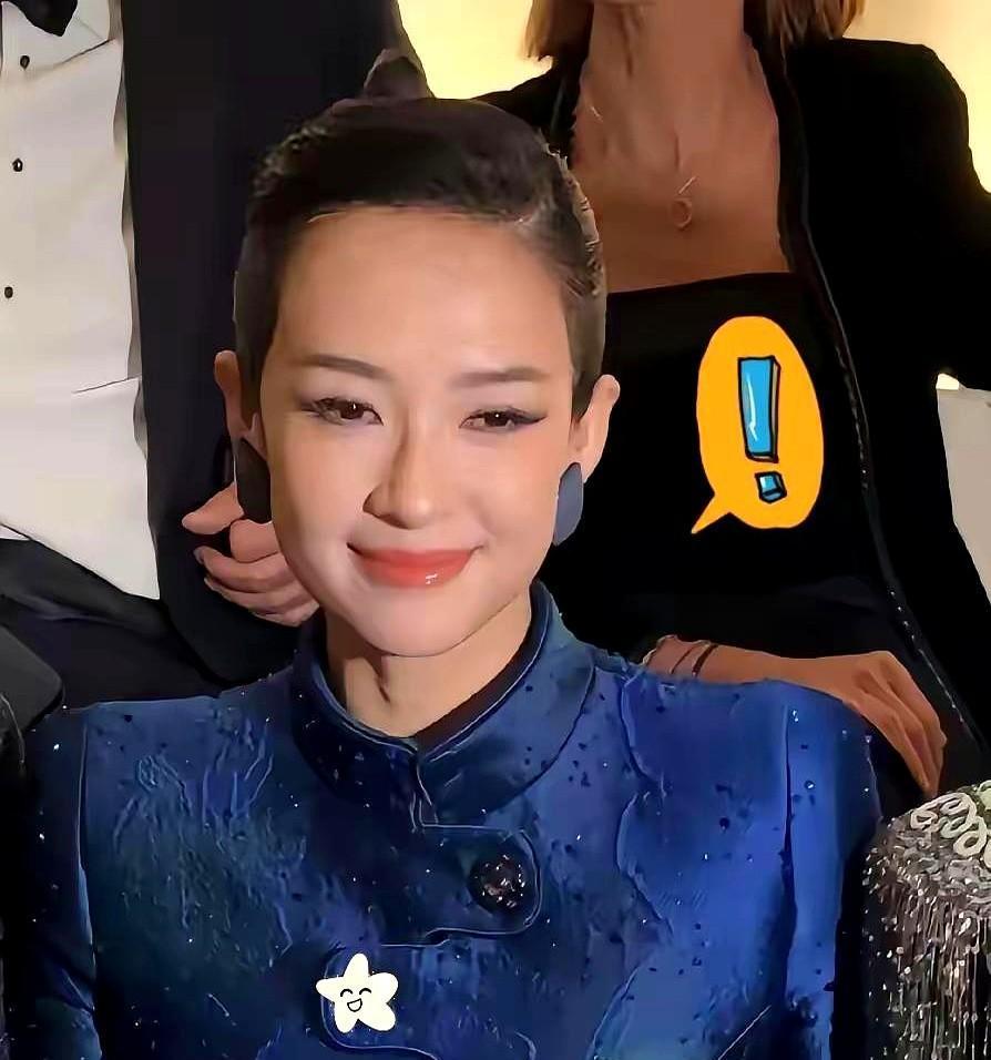 46岁，泡脚泡进了欧莱雅白皮书，睡觉睡进了北体大论文，走秀走到阿玛尼压轴，说话说