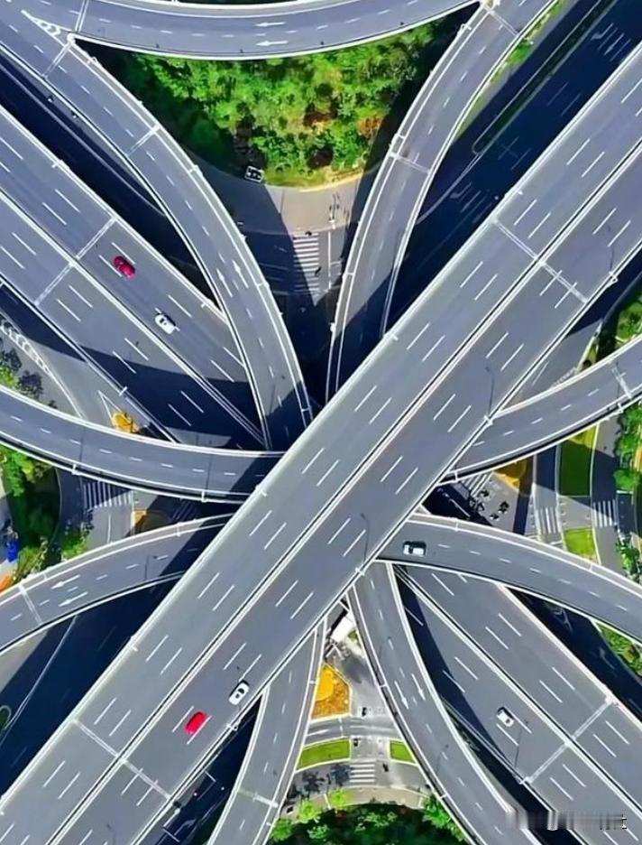 【“盐渎路高架”的传说，作为盐城人你可听说过？】昨天跟一个朋友开车路过盐渎路，聊