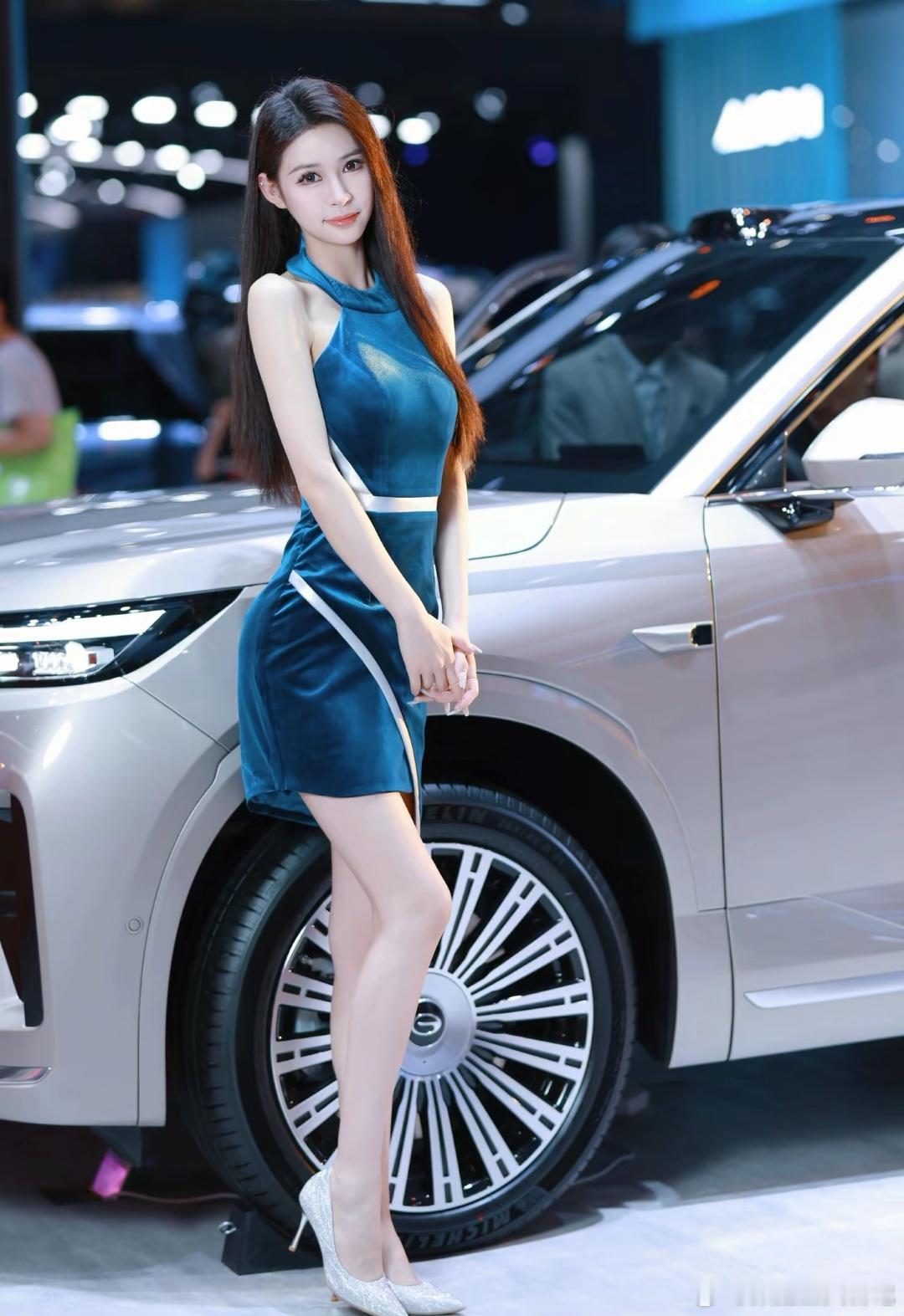 顶级街拍马年大吉颜控正义日记的红包绘梦长廊超级好看的车展 