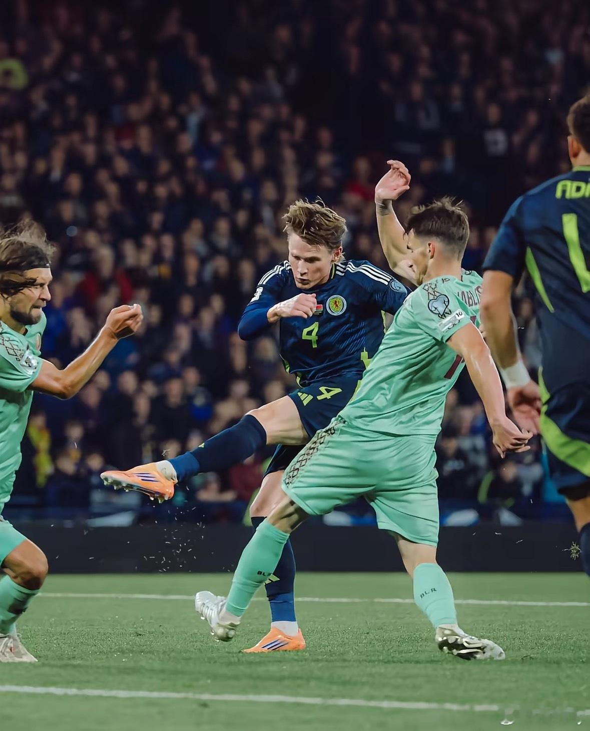 今日分享：011世预赛 风向：双平年龄：01-11-12数字：1-2-3👗👉