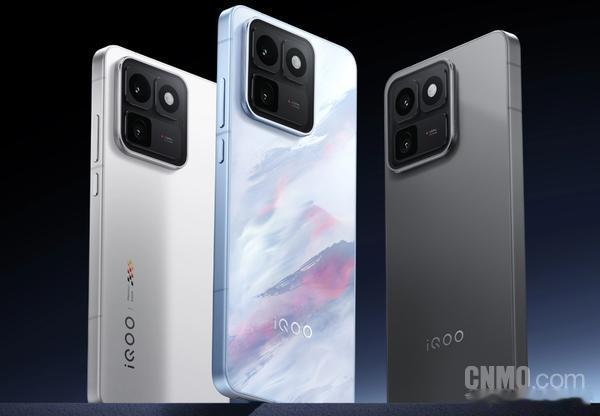 6月5日，iQOO手机宣布，“iQOO 618”火热进行中，全系产品叠加国补至高