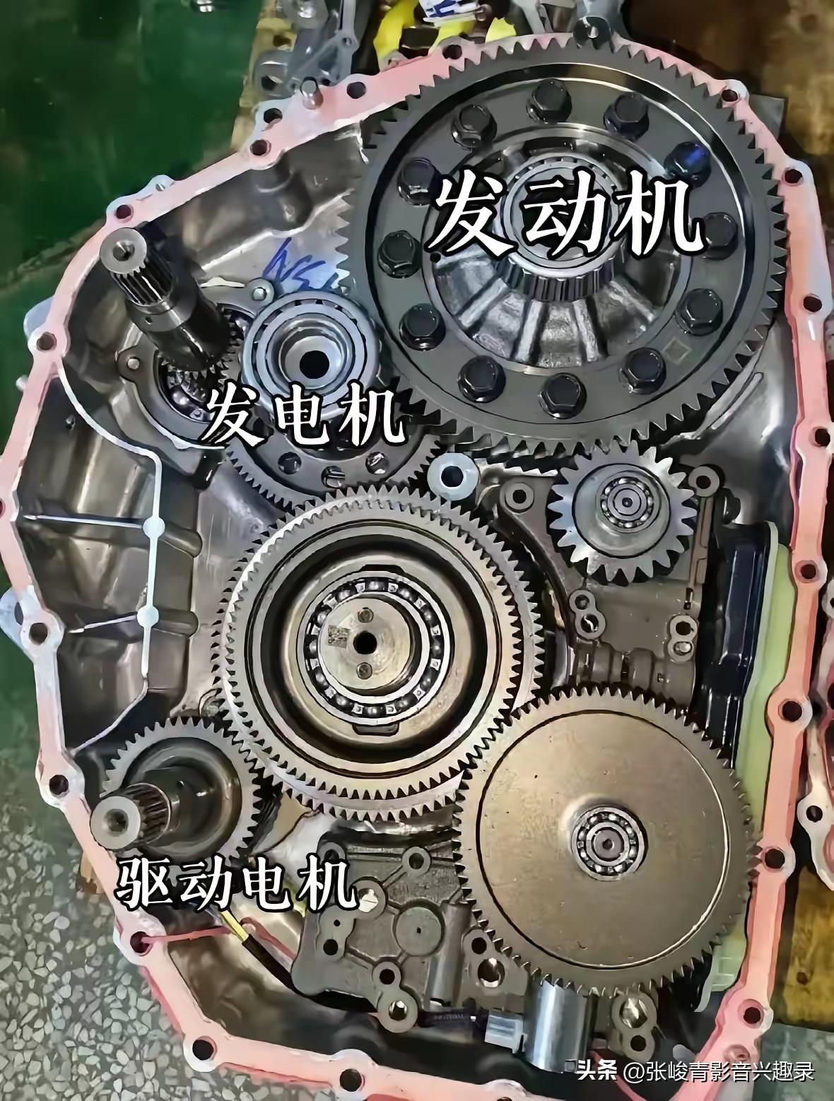 国产乘用车传统燃油发动机、混动发动机发展现状如何？与世界顶尖水平相比怎么样？
