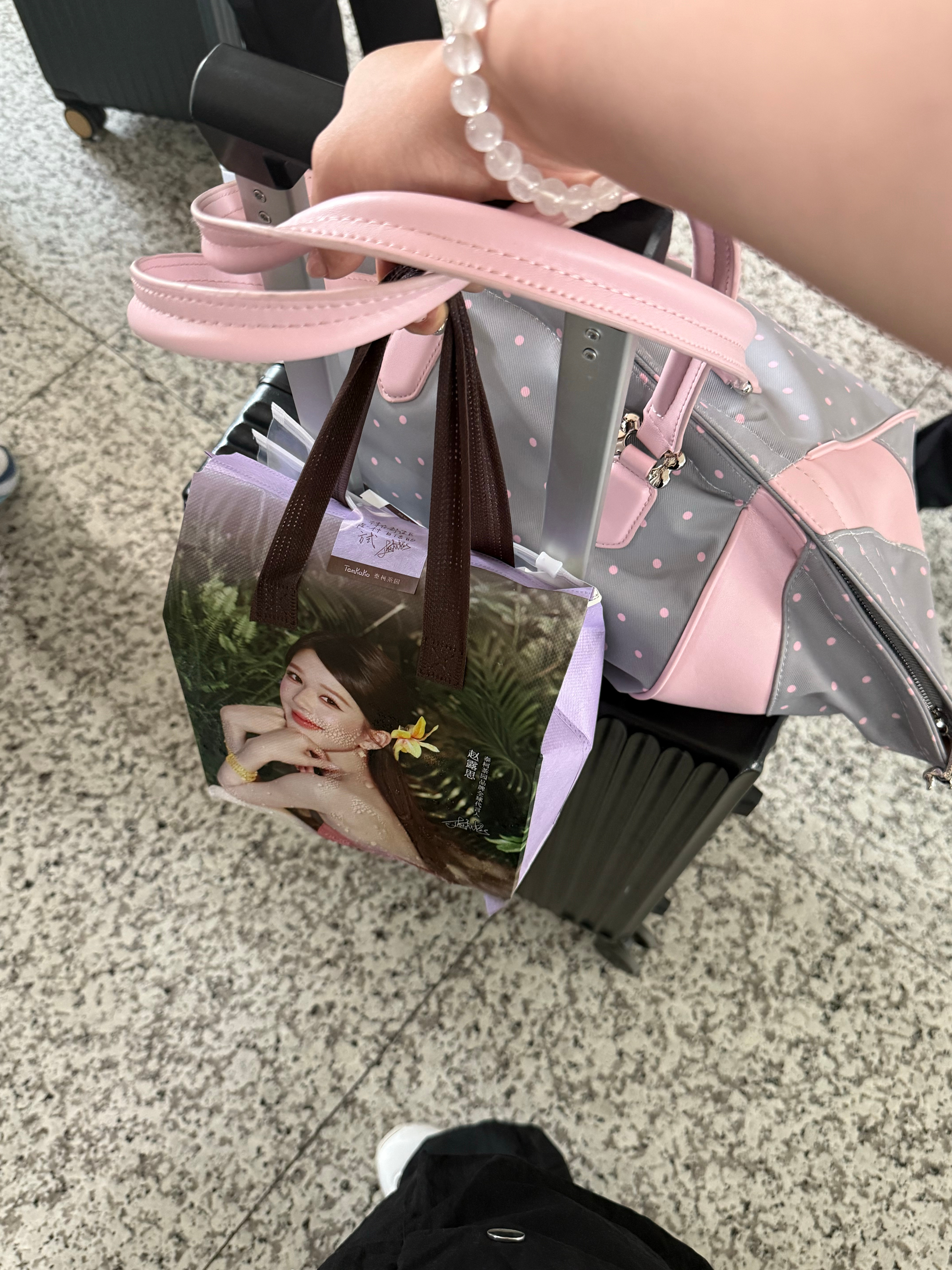 本人就这么赶高铁… ​​​