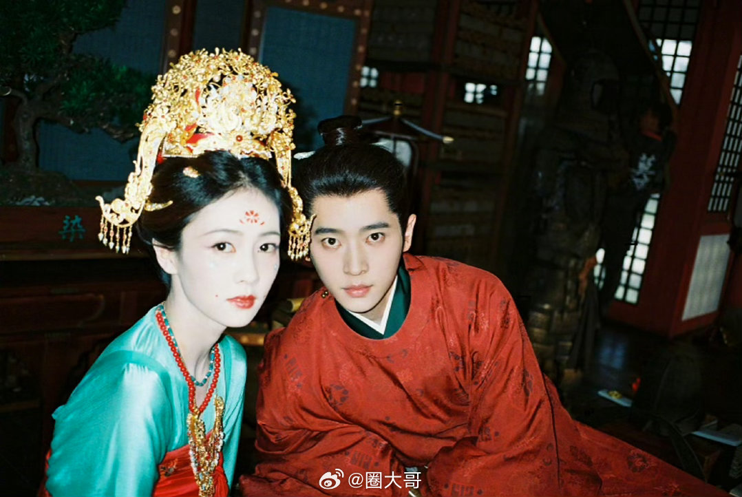 白鹿莫离横盘莫离热度下滑 啊这啊这，感觉莫离有点亏了啊……没想到白鹿《莫离》刚开