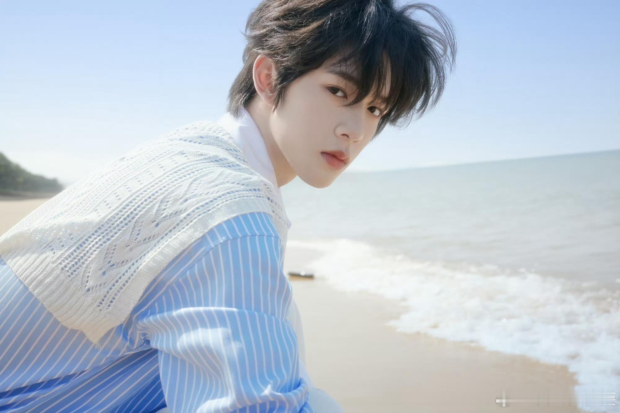 TF四代海边写真出图 那组惊艳众人的四代海边写真出图啦！谁的手机壁纸又上新啦！潮