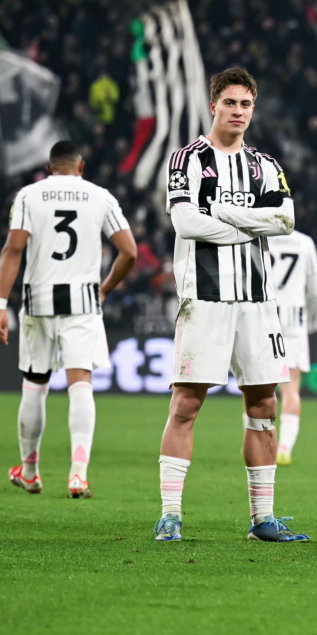 斑马军团3:0拿波里。积分榜冲至第四。
22'戴维
77'伊尔迪兹
86'科斯蒂