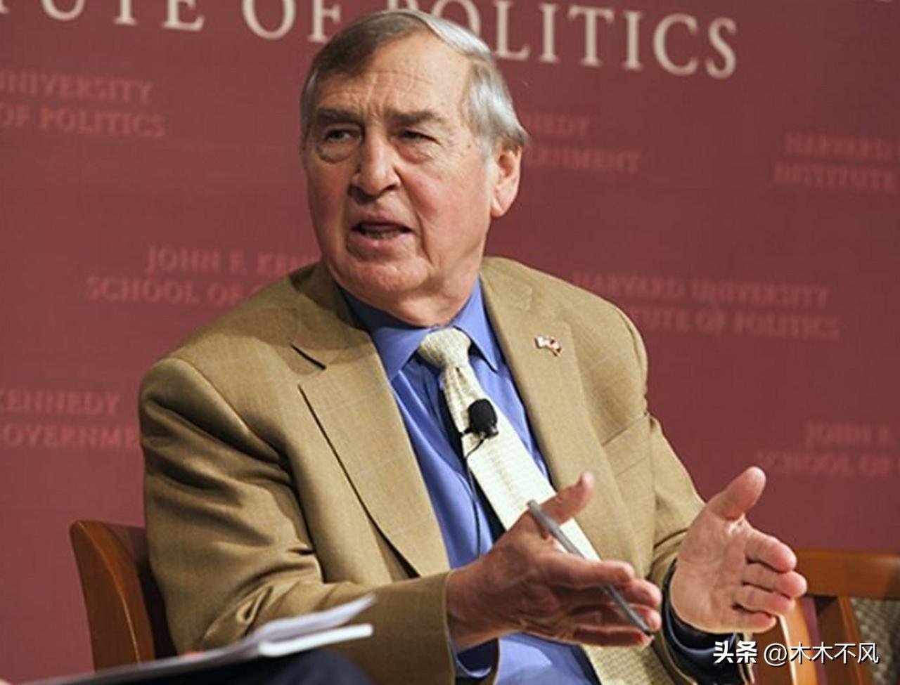 一位在大学工作了二十多年的就业指导中心主任说，“以前我不理解为什么有些年轻人还没