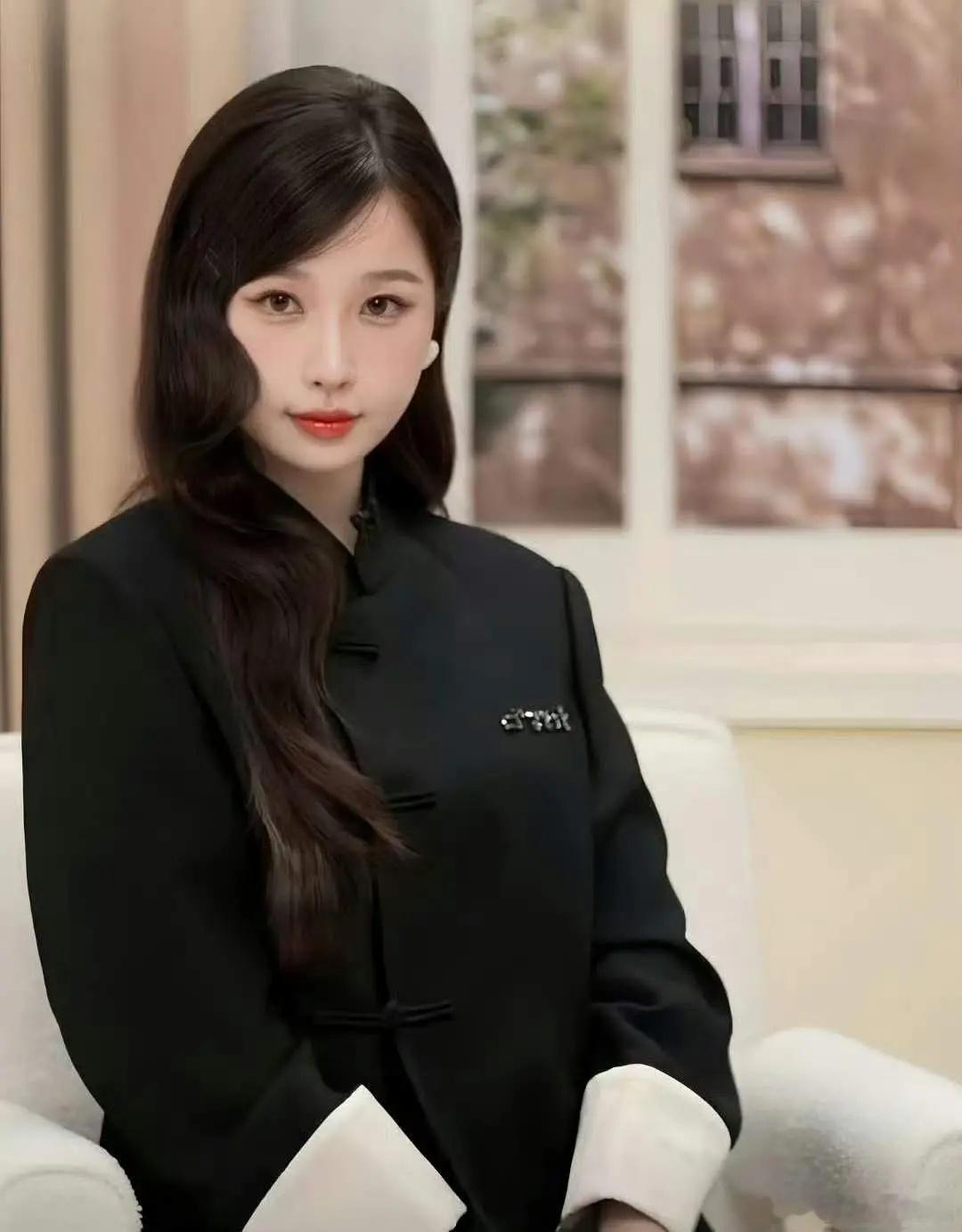 虞书欣本来头就大做这个造型是怎么想的 ​​​