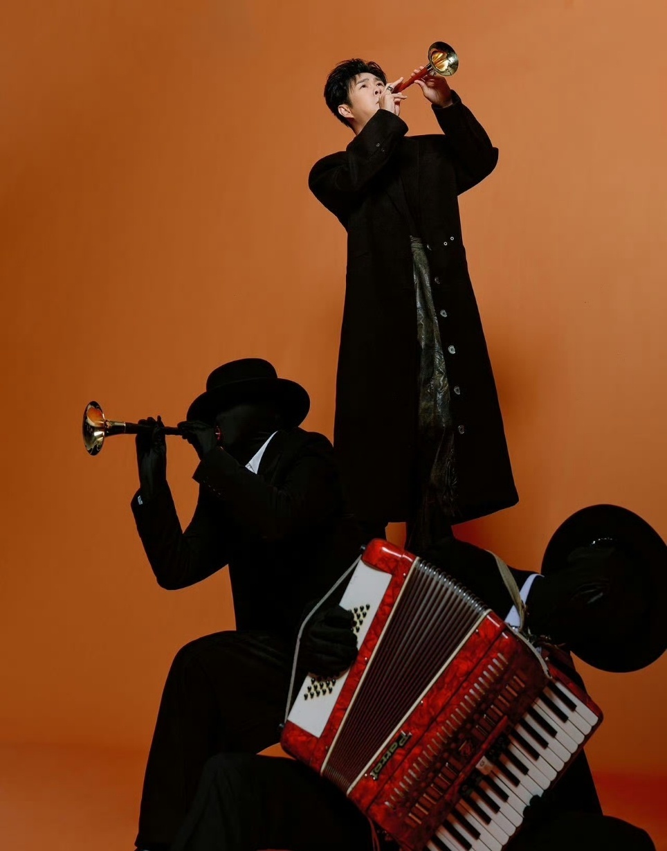 娱乐小沈阳巡演的第三个年头小沈阳不差面儿演唱会官宣小沈阳这是巡演的第三个年头啦~