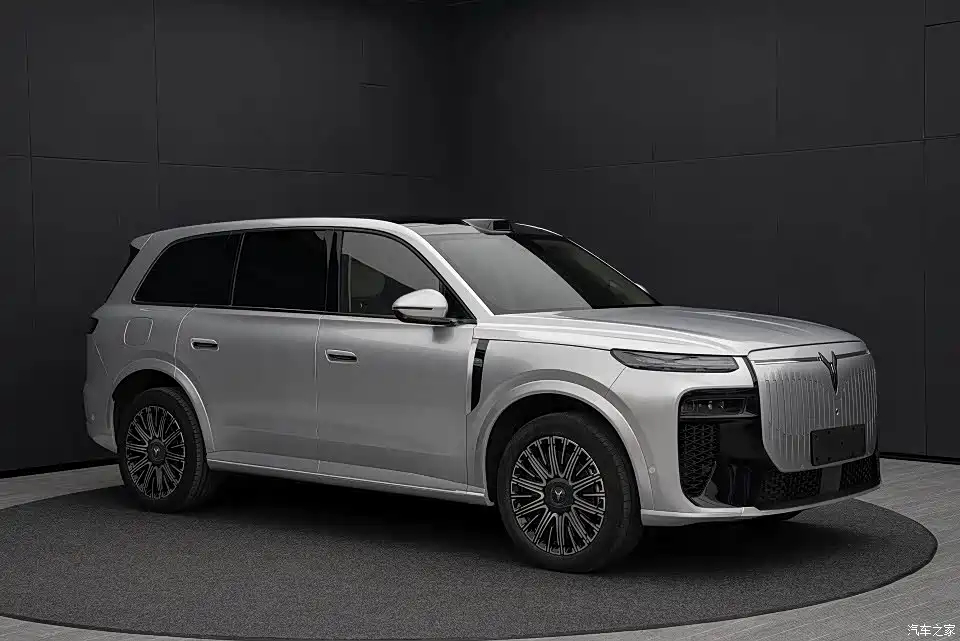 岚图泰山X8有望3月19日亮相...1：将搭载问界M9同款四激光雷达，并将首发华