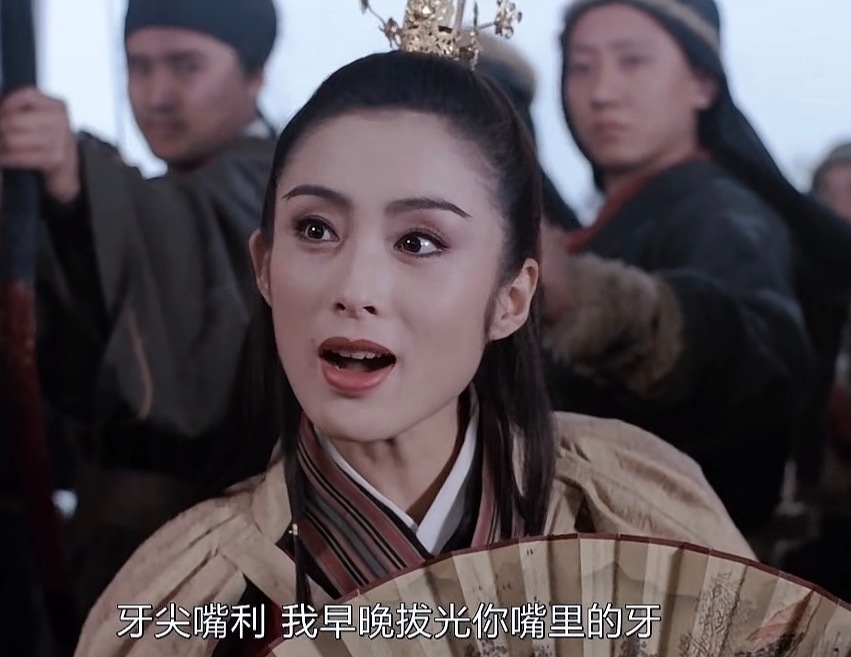 戴安娜王妃她弟出书骂他前姐夫查尔斯了。。。查尔斯和黛安娜的婚姻悲剧是，漂亮乏味的