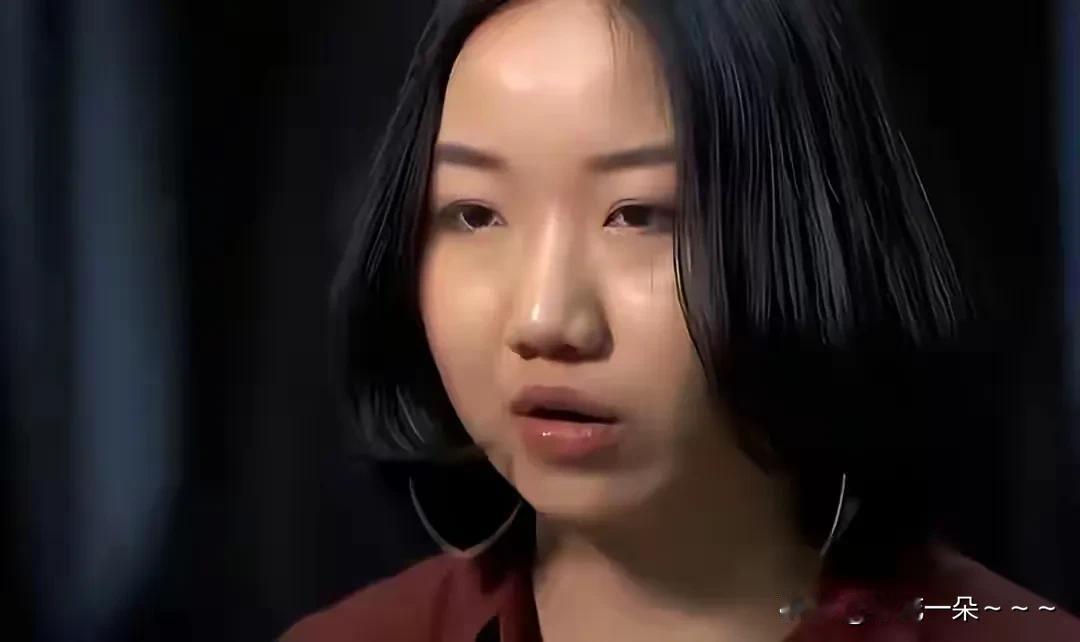 哦豁！
“叛国贼”许秀中又开始发投诉警察动态了，看来被澳大利亚警察误打的事一年多