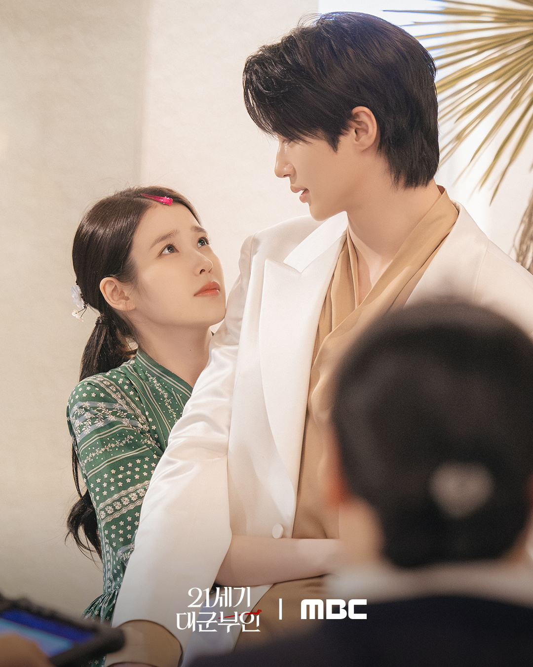 IU  ❤️IU李知恩21世纪大君夫人 260420 MBC更新IU《21世纪大