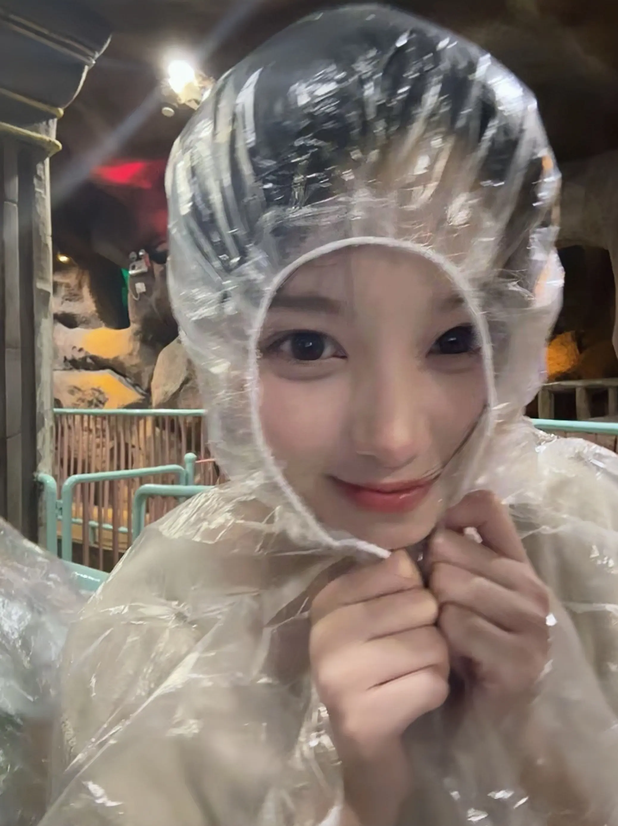 明明是我更可爱吧 不许和她说话了 ⦮       ⦯” -᷅ ⤙ -᷄