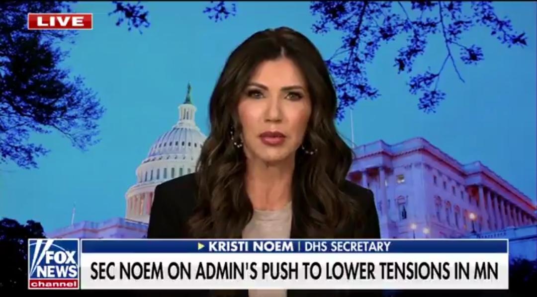 新闻快讯——在特朗普总统表示，除非由民主党主政的城市主动求助，否则联邦政府不会介