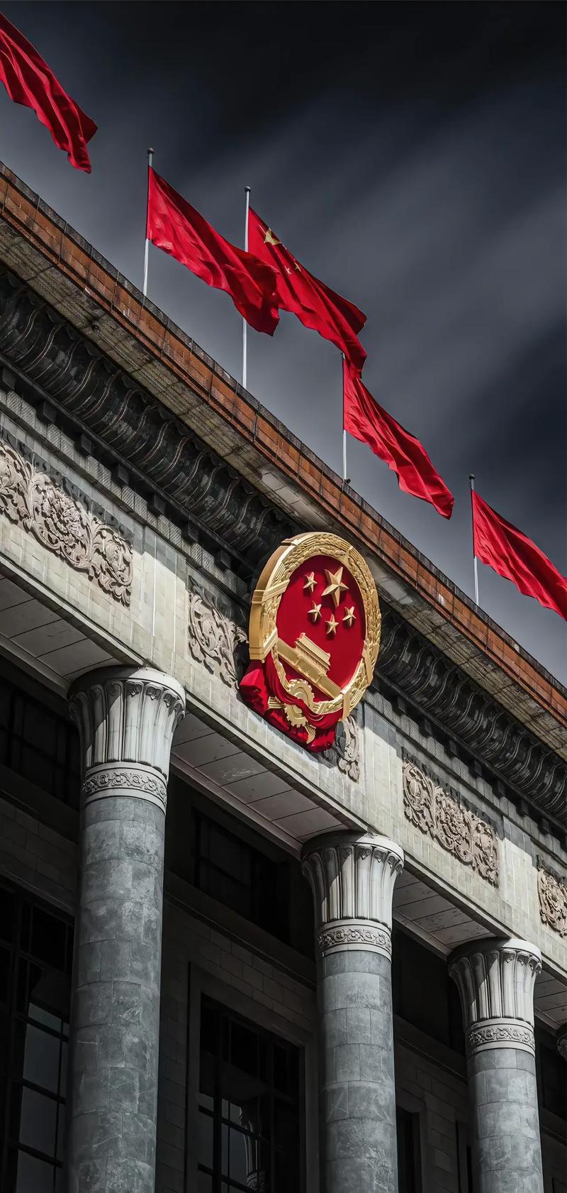 现在不是敢不敢开第一枪的问题，而是敢不敢有一战的胆识。很多人说，战争会打断我国复