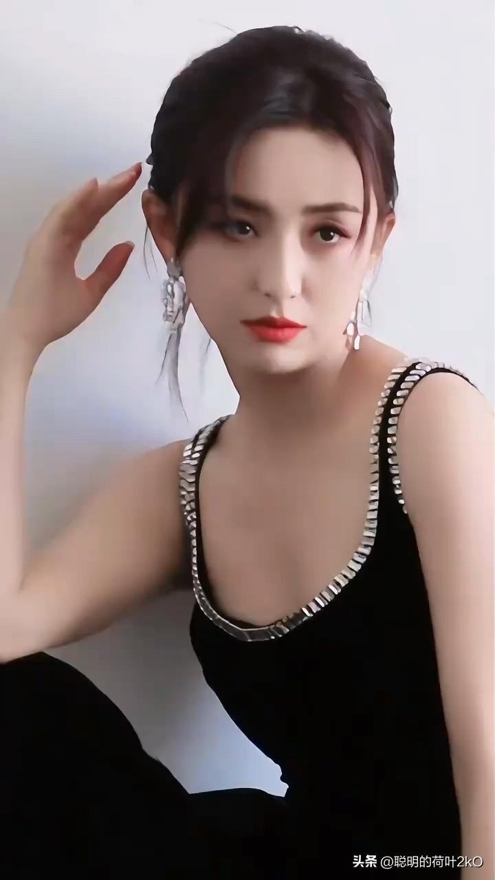 佟丽娅的优雅大方