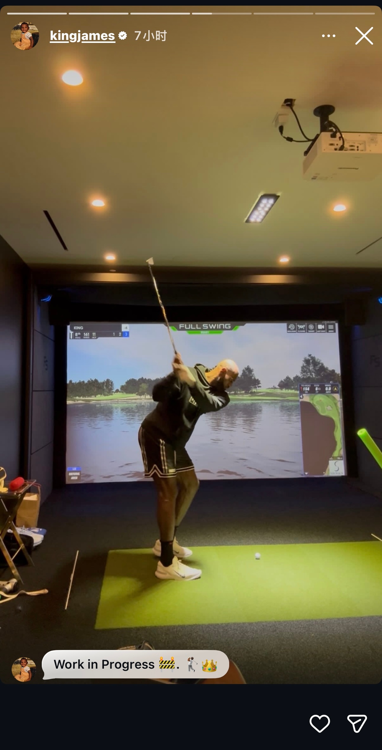 技术持续进步詹姆斯沉迷高尔夫模拟器🚧🏌🏾👑 