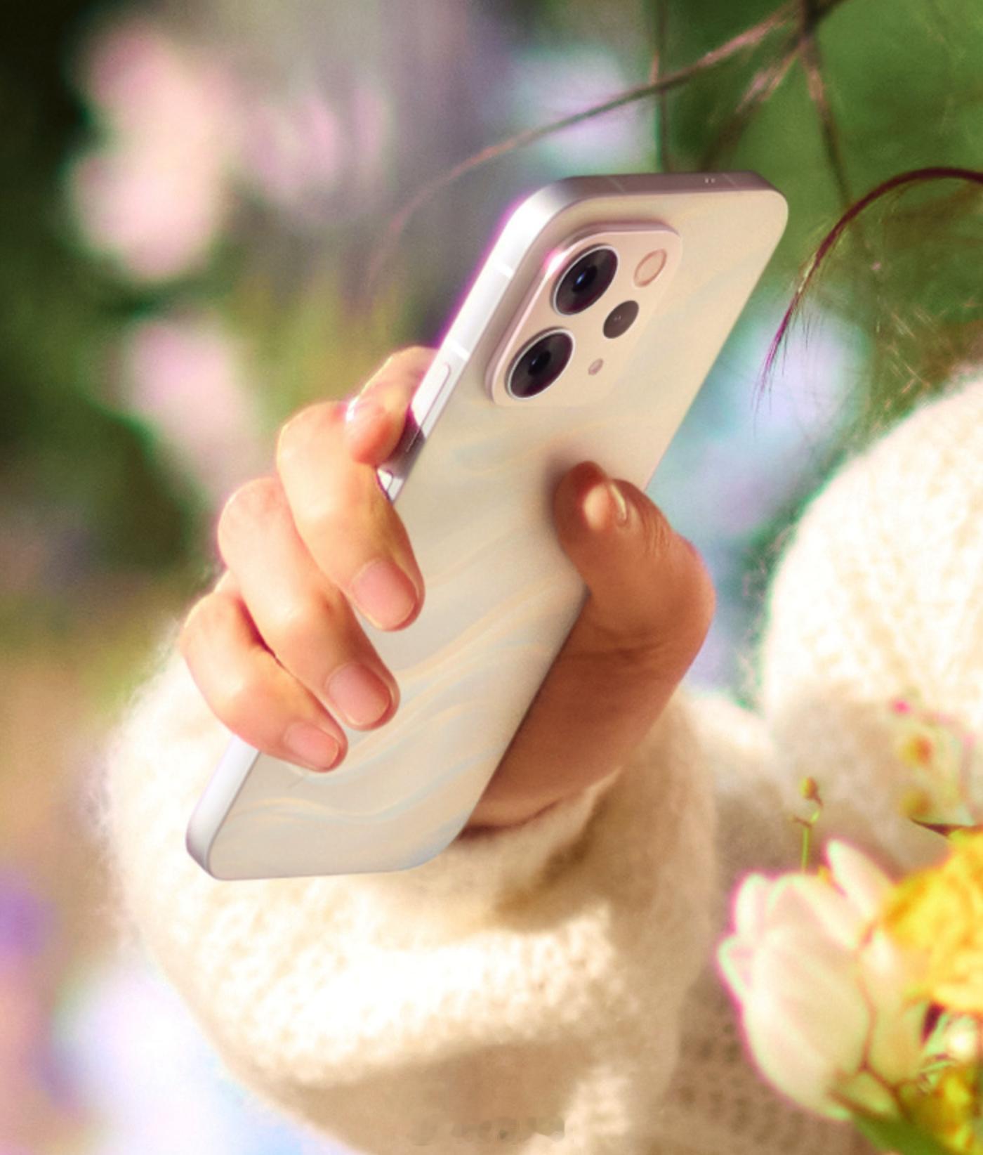 vivo S50系列，全系航空铝金属中框，全新纱缎光刻工艺手机外观很好看吧！ 