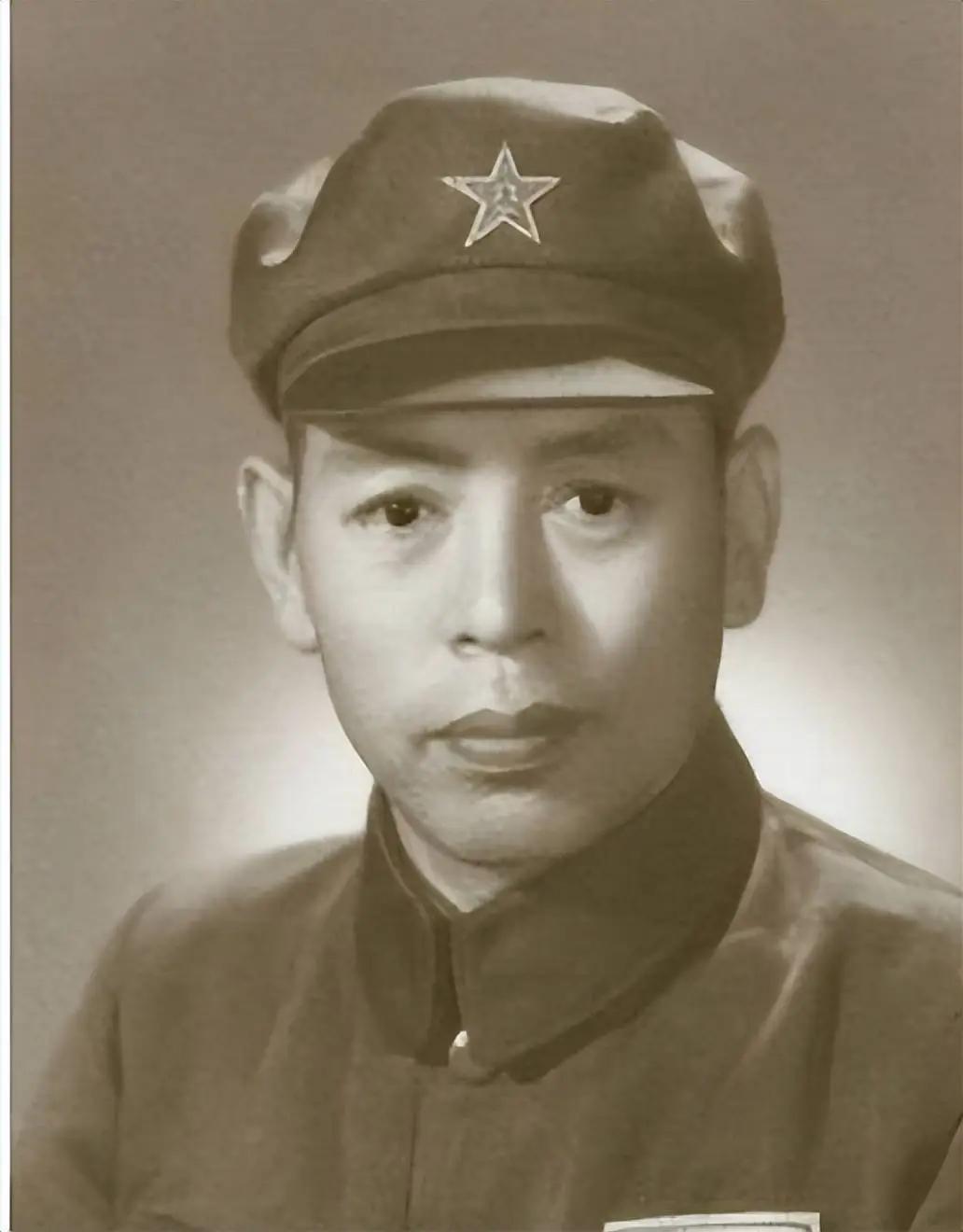 1932年，陈玉仁供出了潜伏在敌人内部的地下党员王世英，王世英察觉到异常后，就要